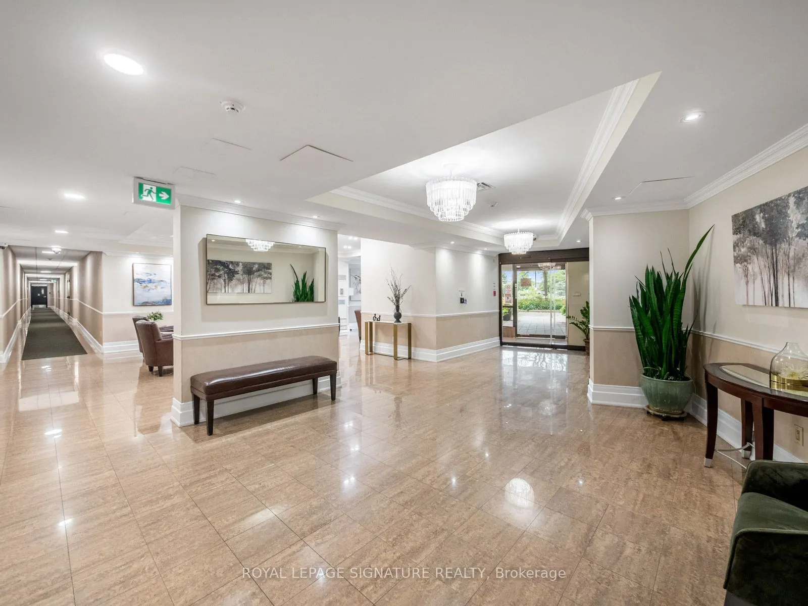 40 Harding Boulevard W ## 716