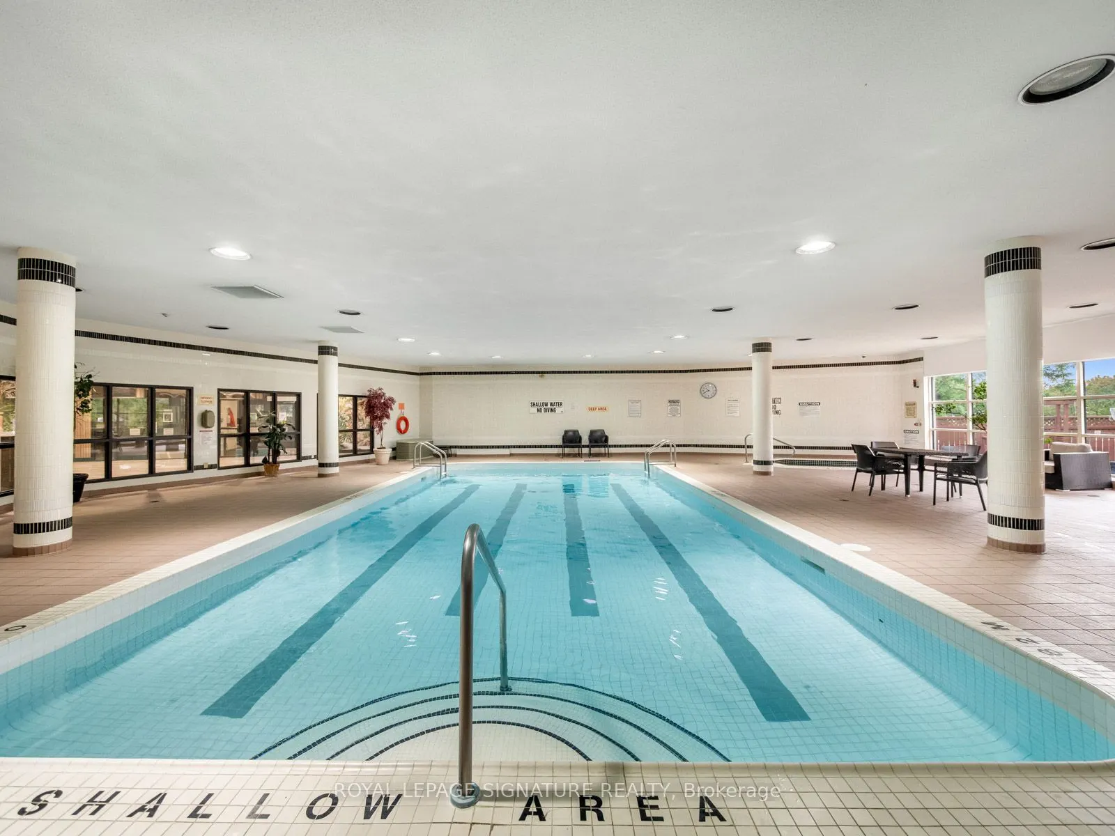 40 Harding Boulevard W ## 716