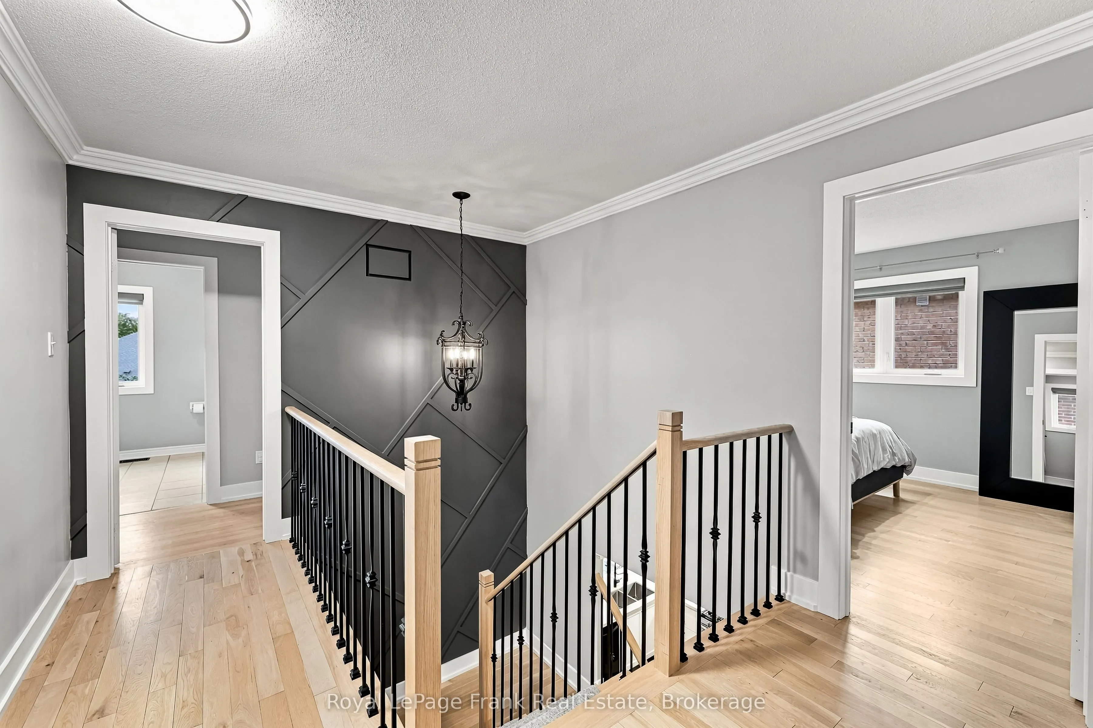 6 Foxbury Road
