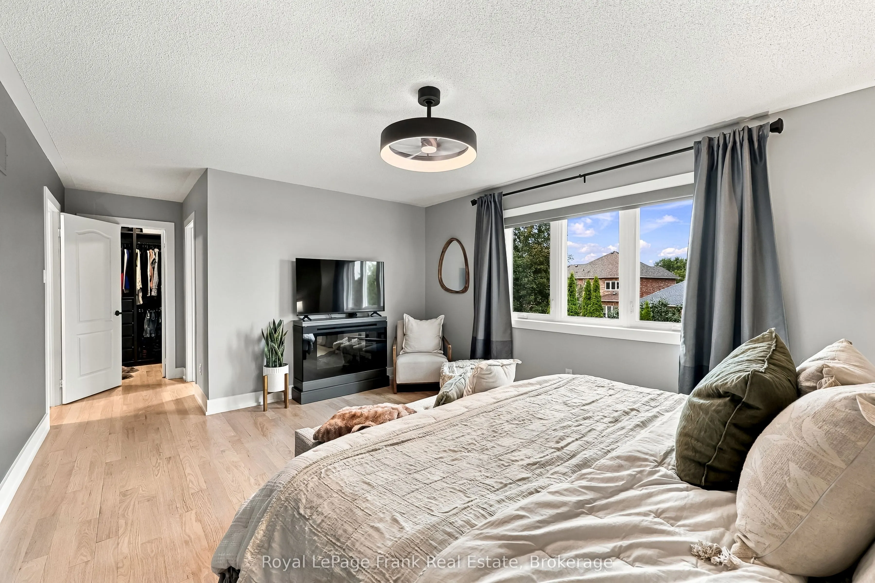 6 Foxbury Road