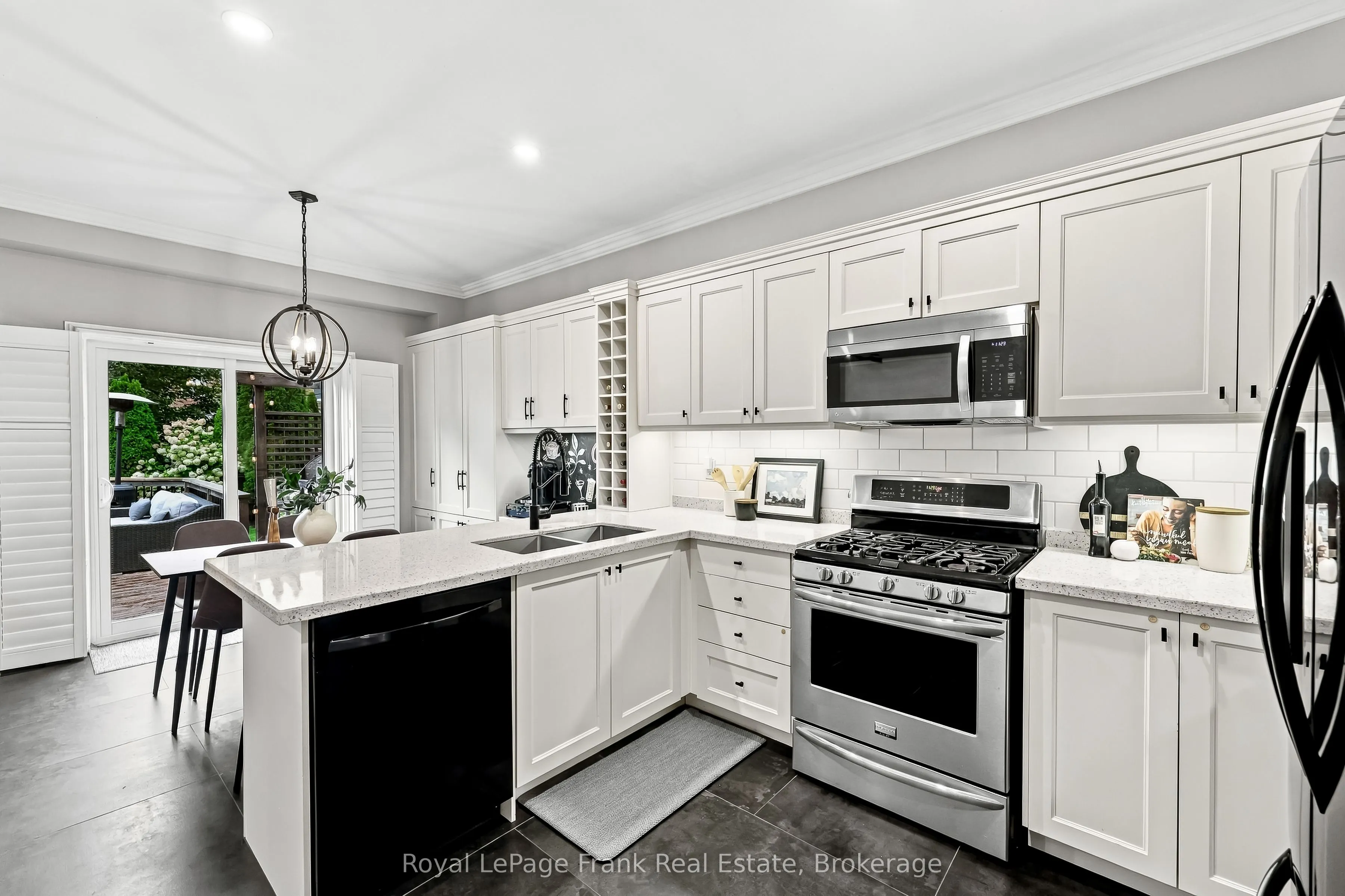 6 Foxbury Road