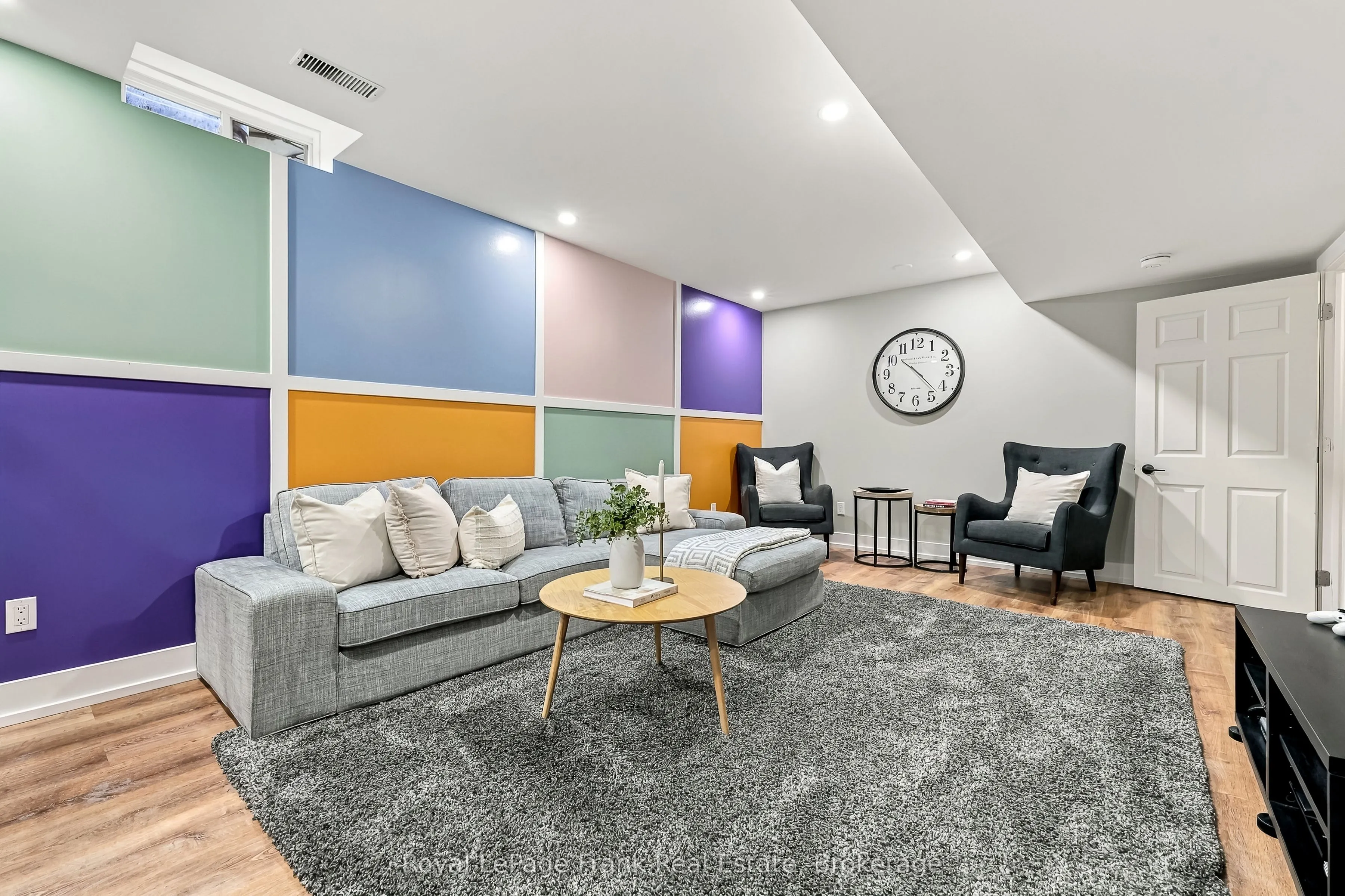 6 Foxbury Road