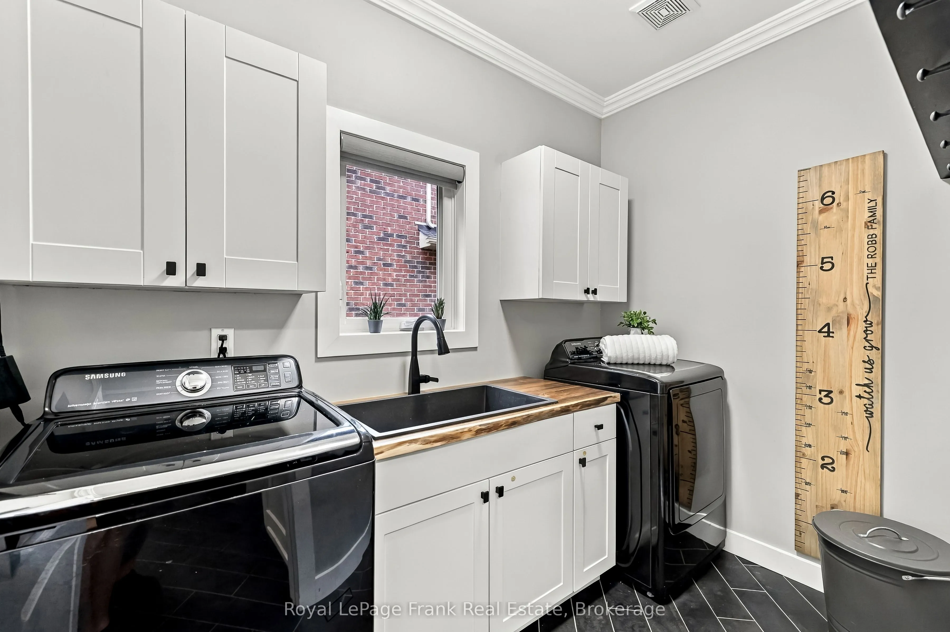 6 Foxbury Road