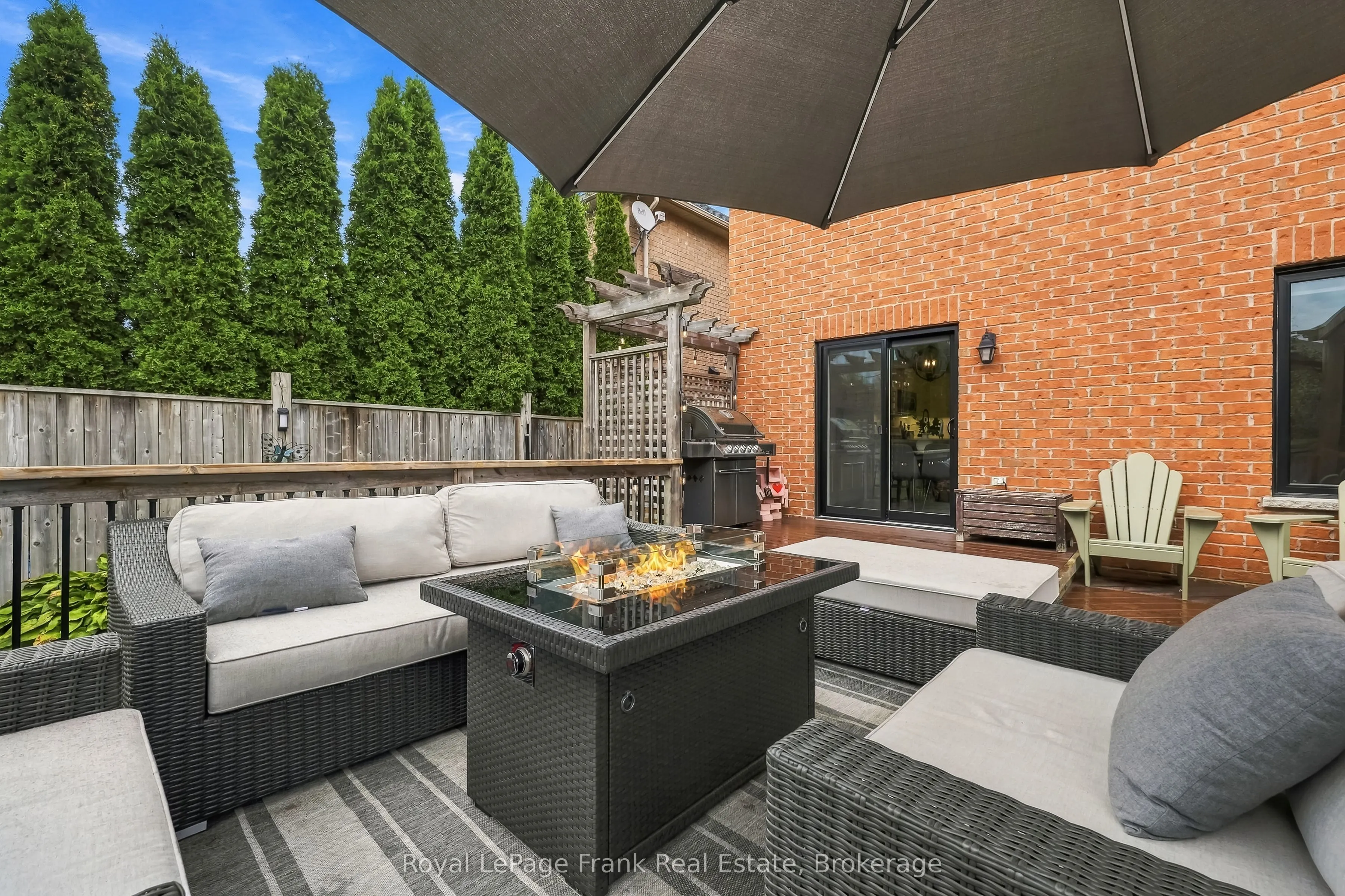 6 Foxbury Road