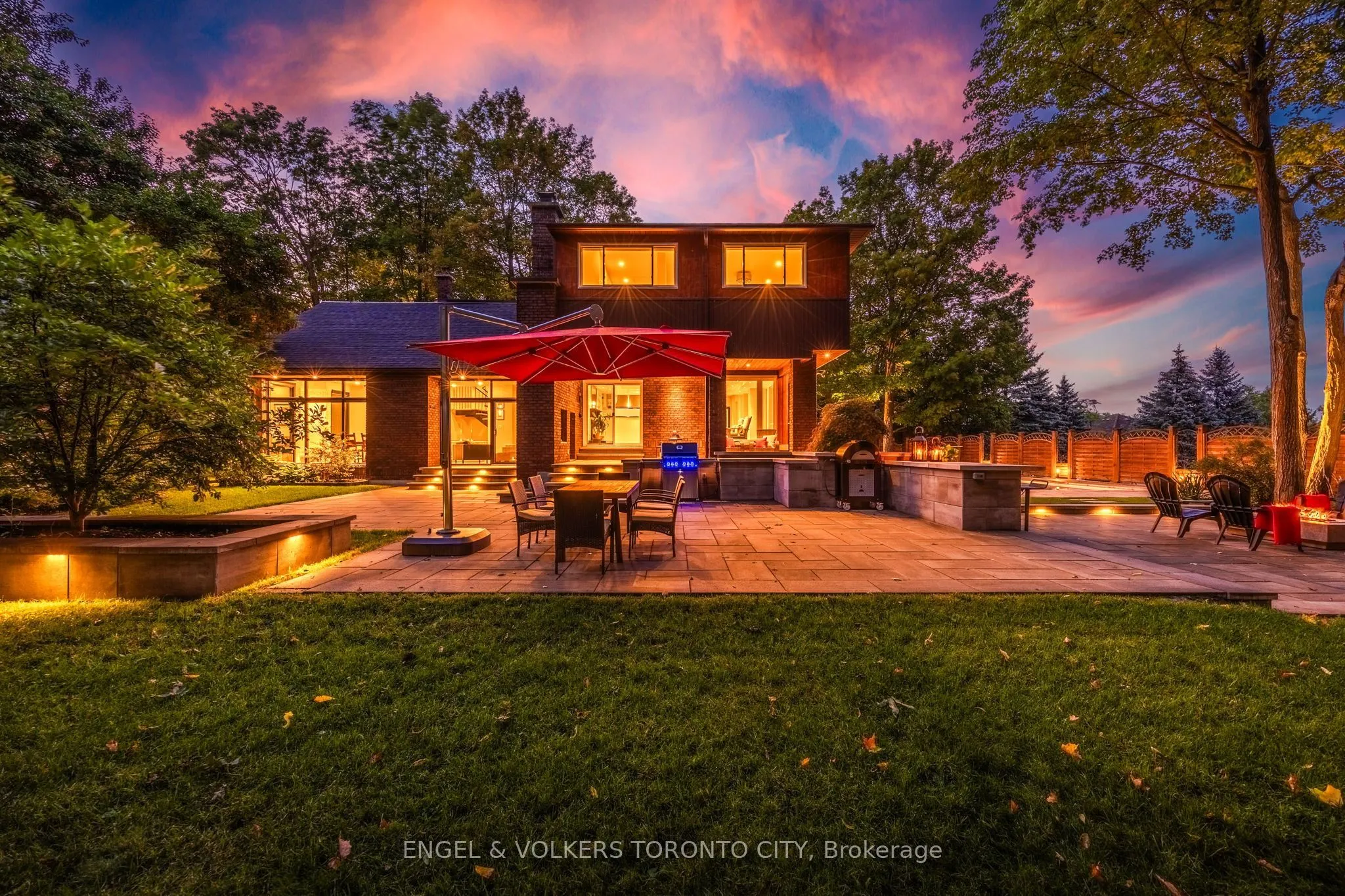 11 Cedarwood Crescent