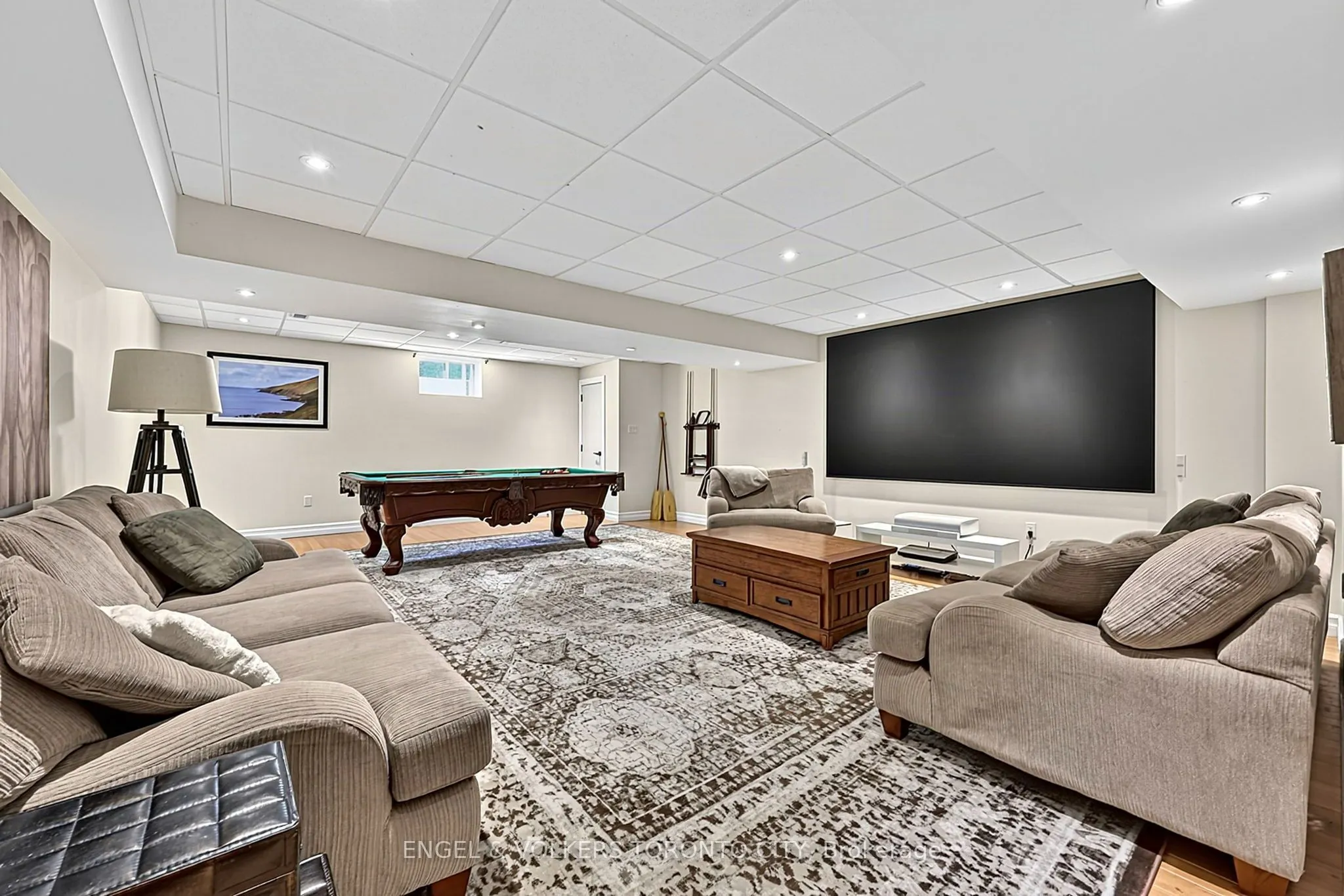 11 Cedarwood Crescent