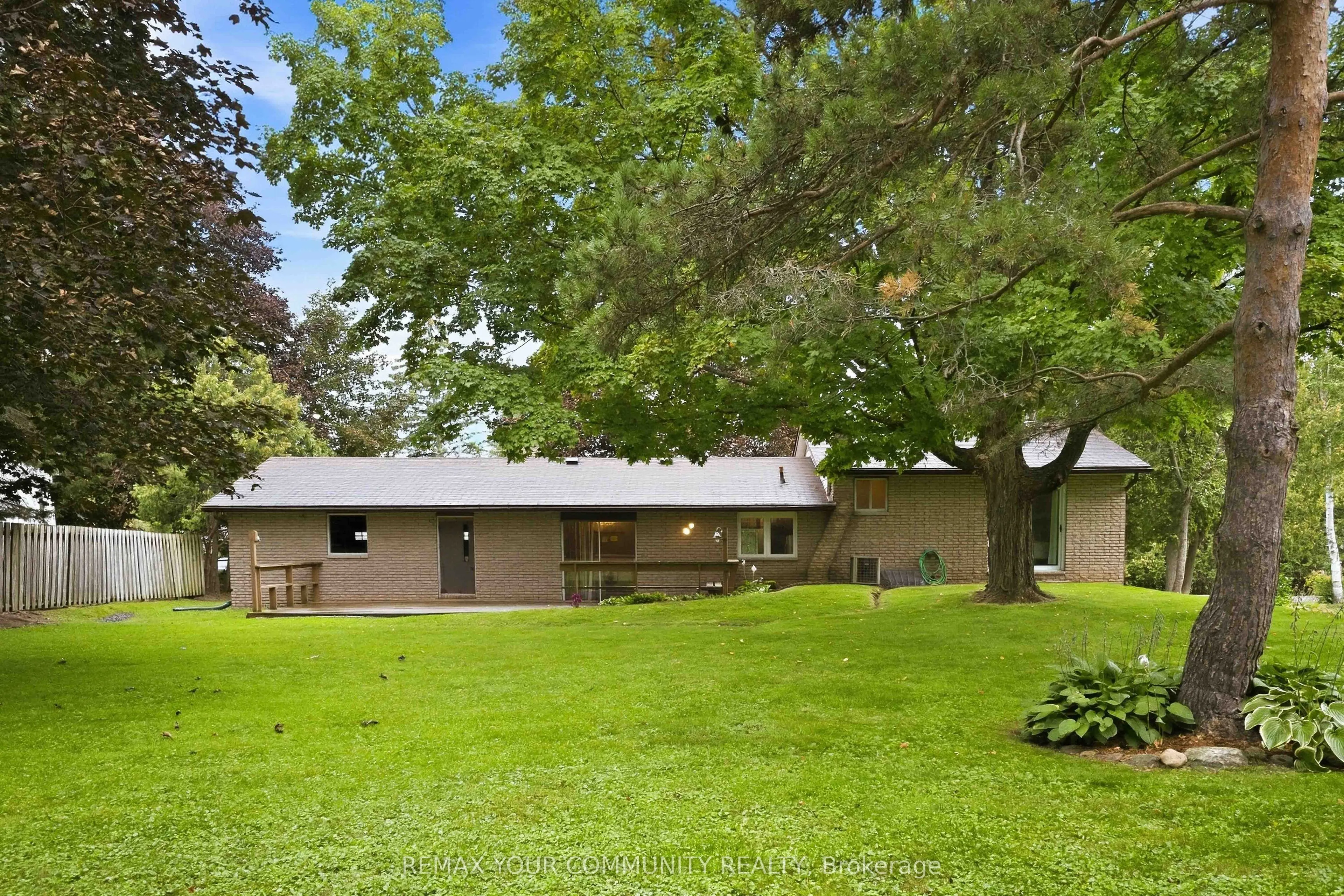 5 Medina Square