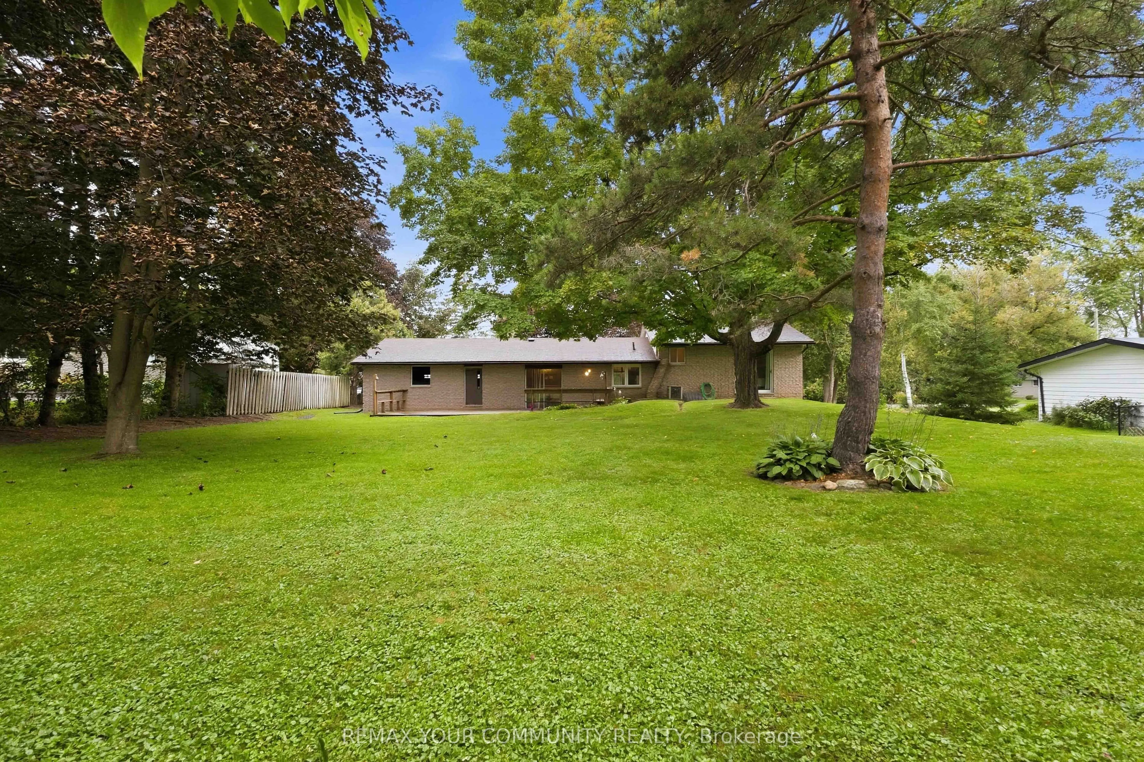 5 Medina Square