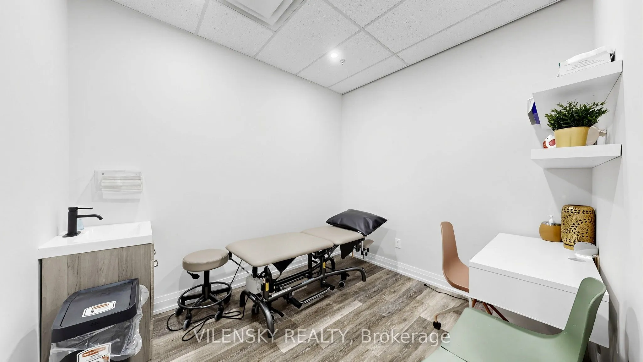 7241 Bathurst Street #11