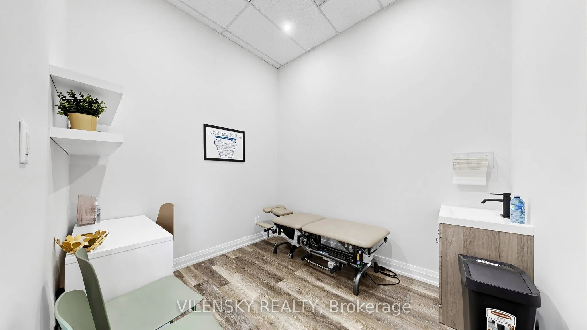 7241 Bathurst Street #11