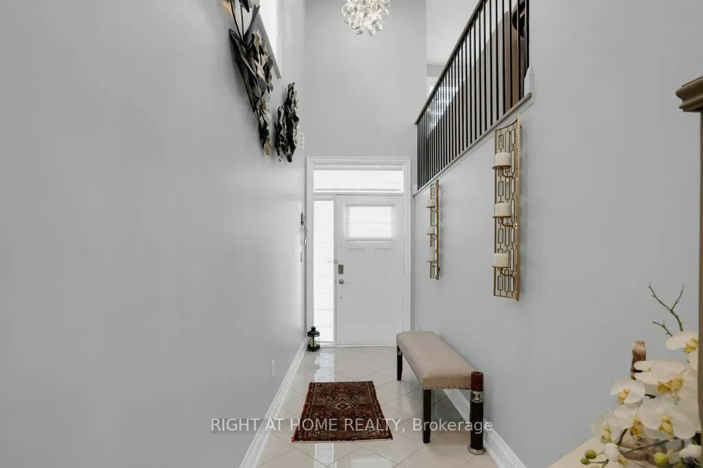 6 Plowman Lane