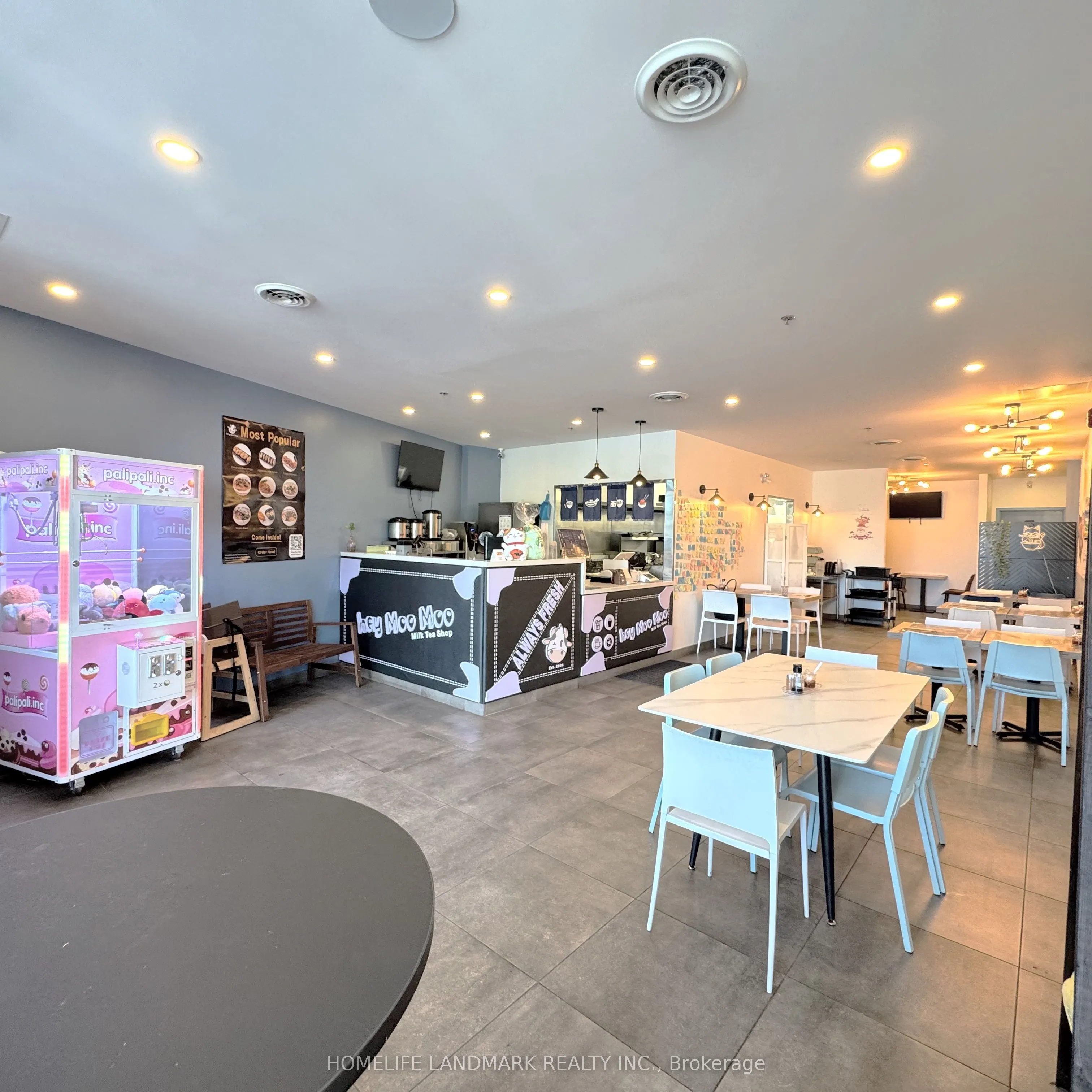 18 Ringwood Drive ## 8