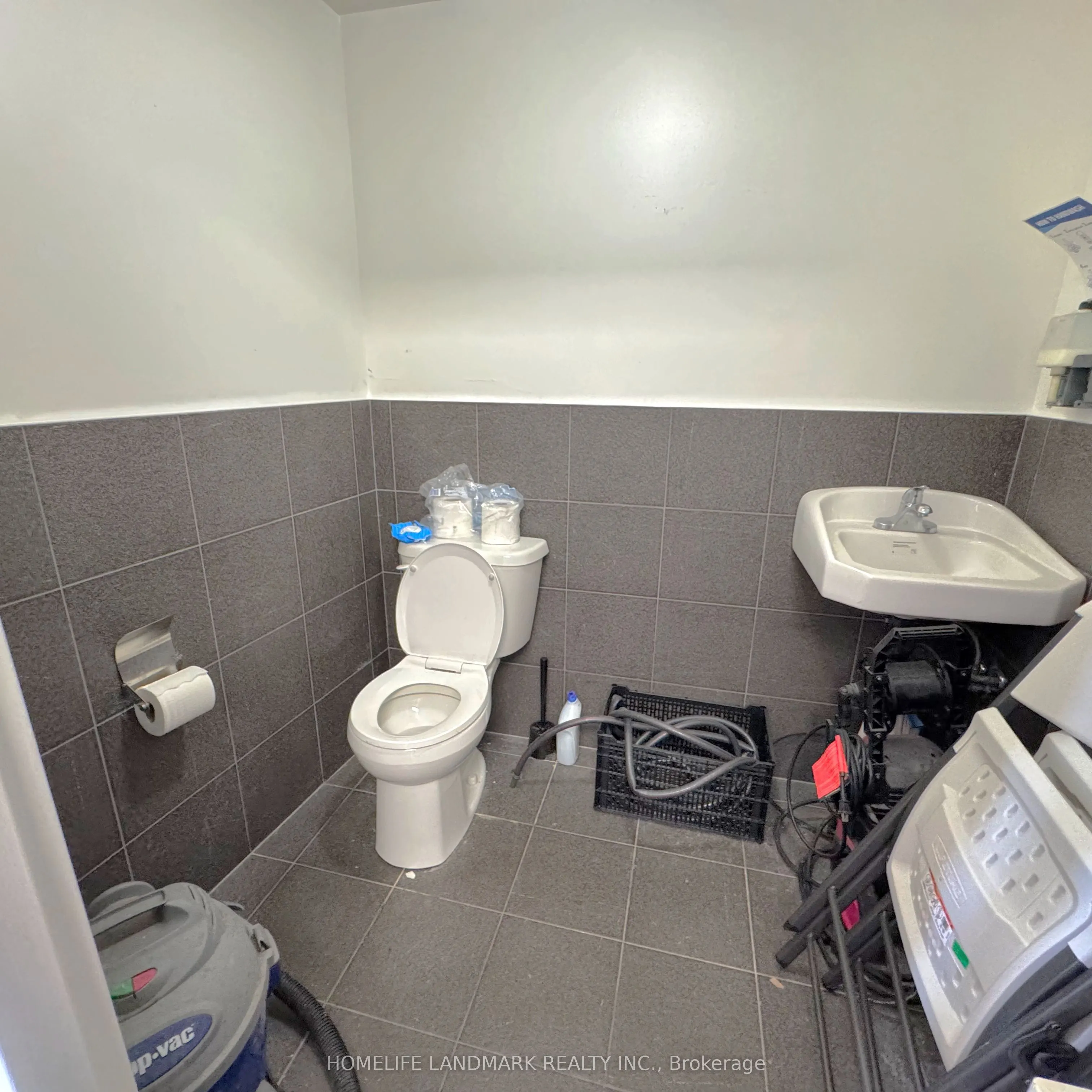 18 Ringwood Drive ## 8