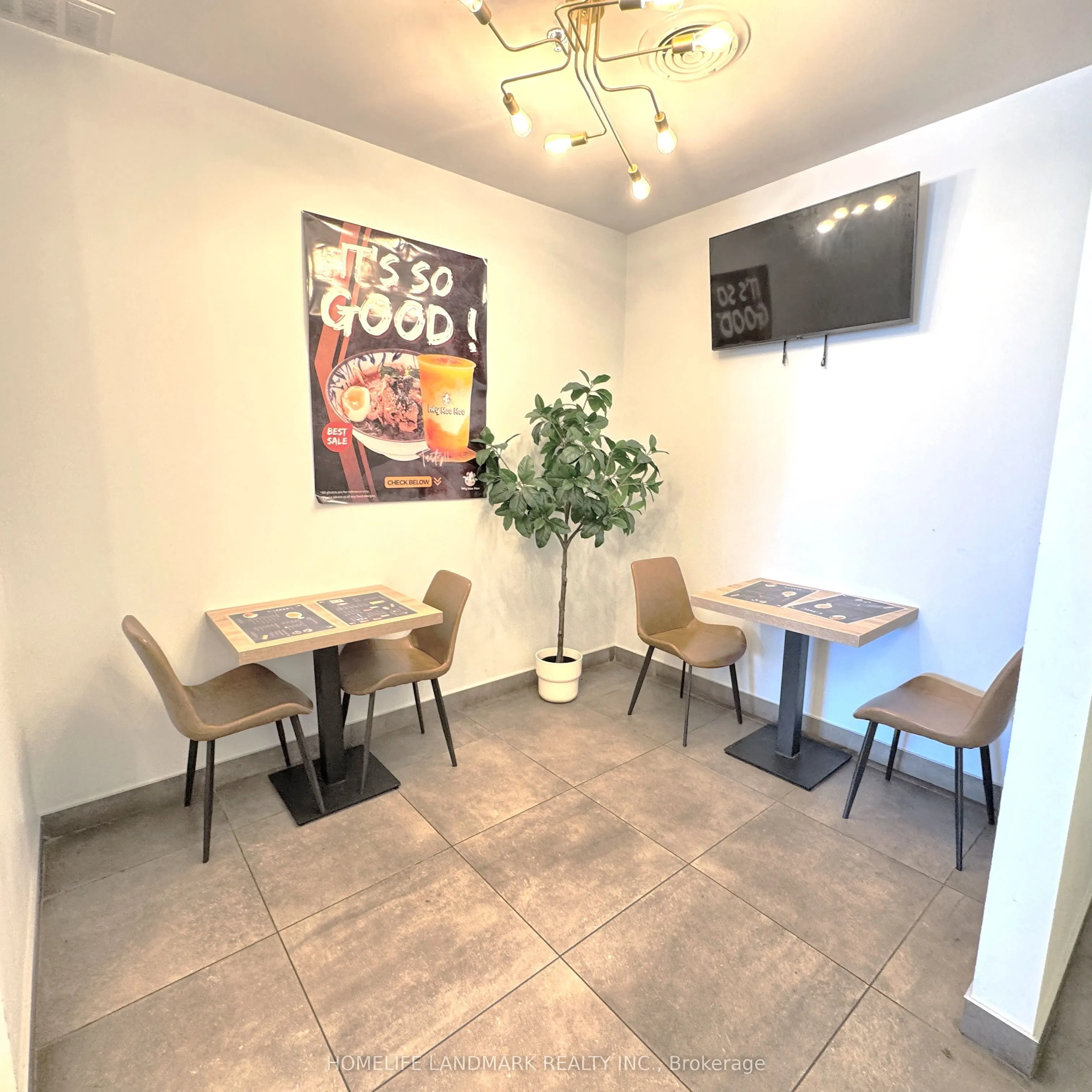 18 Ringwood Drive ## 8
