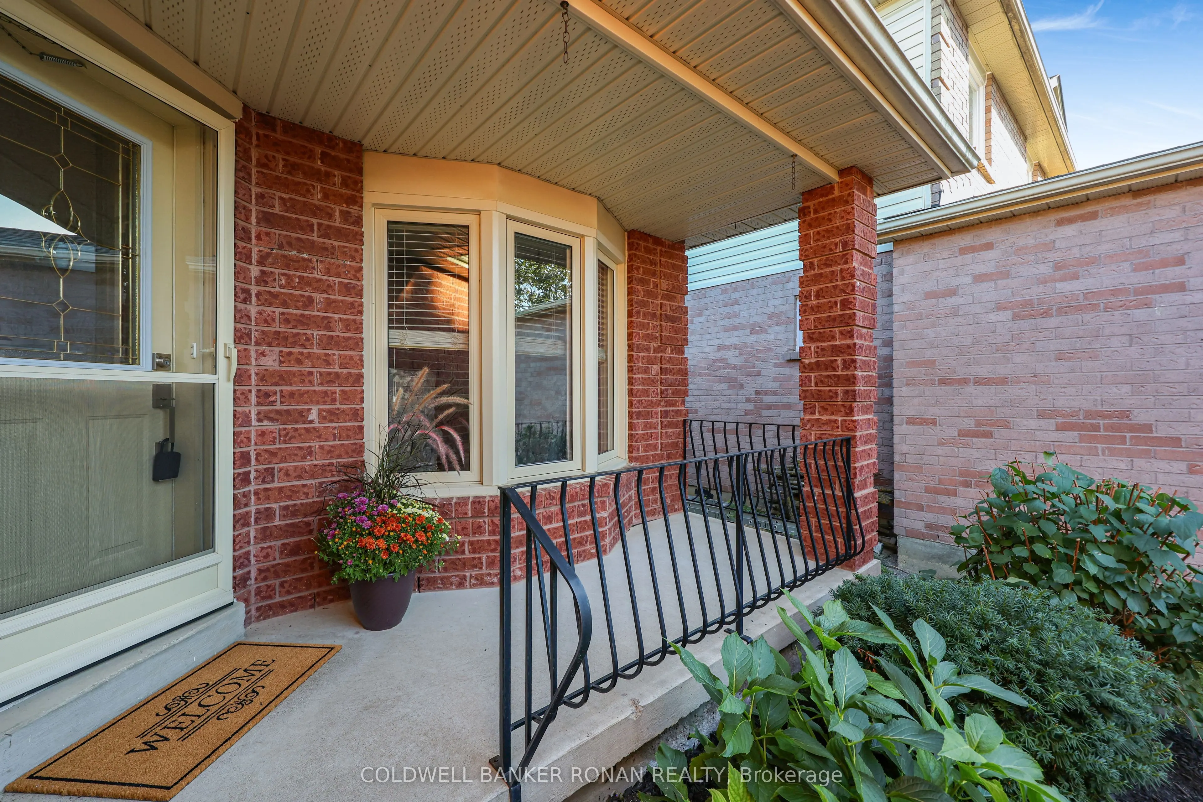 76 Gray Avenue