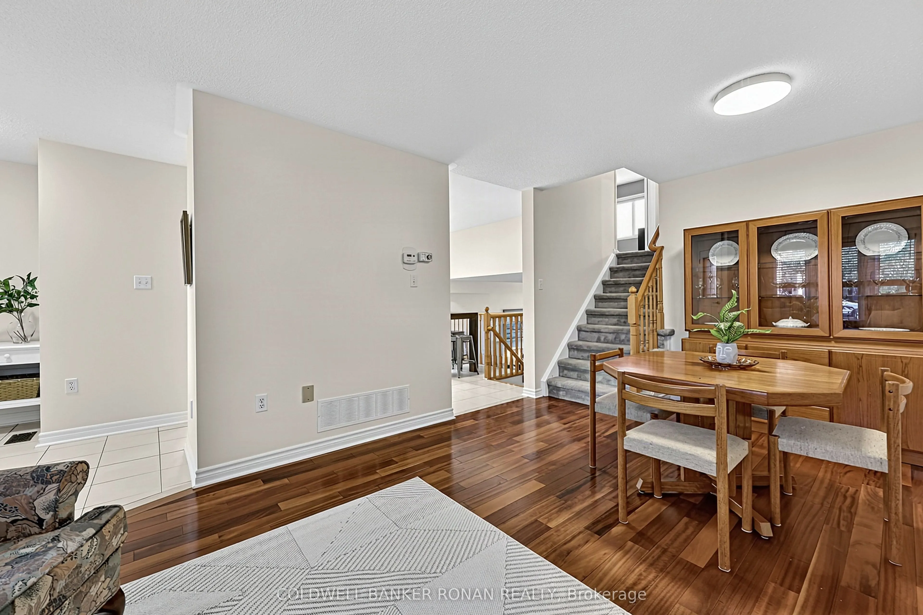 76 Gray Avenue