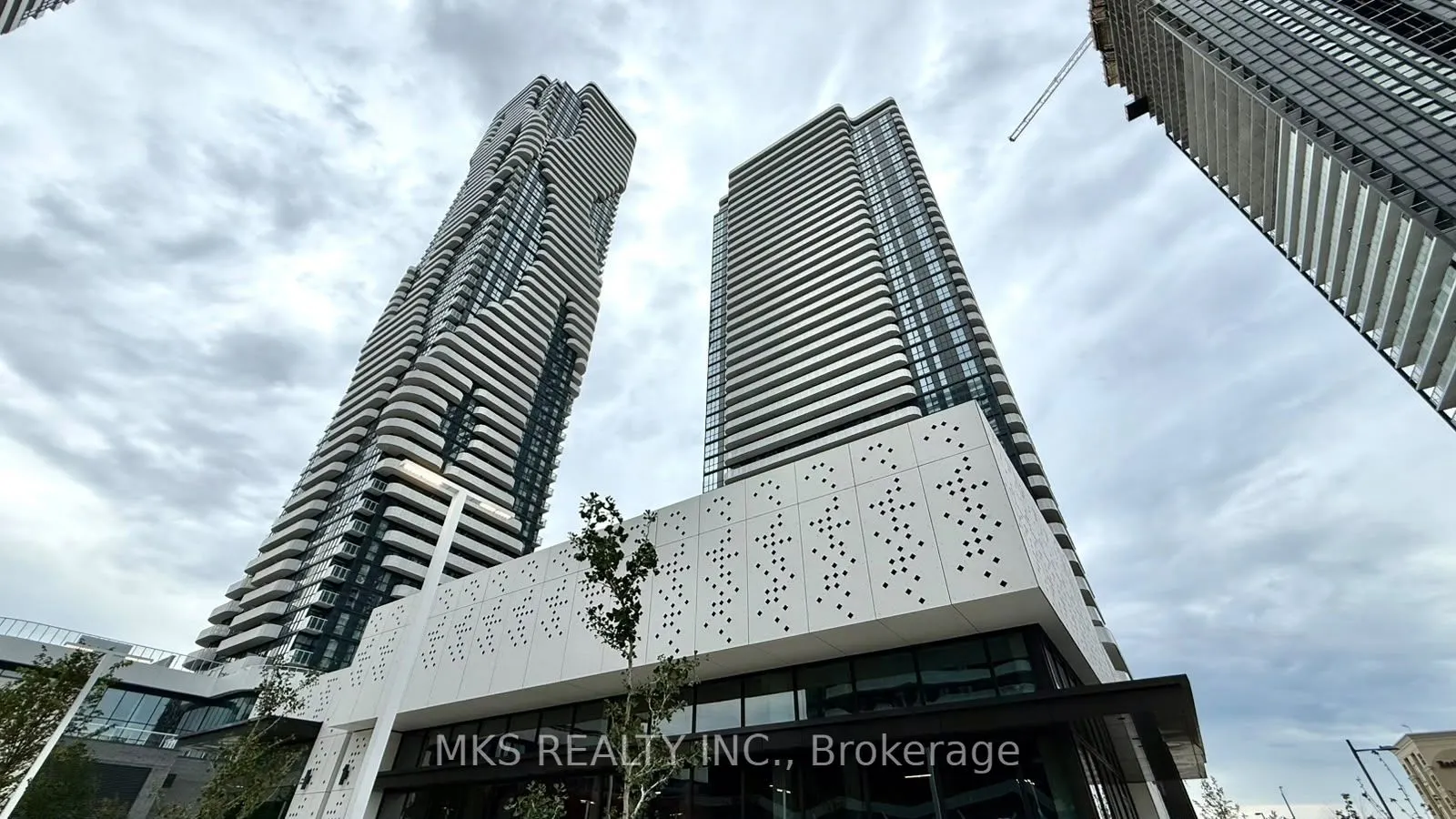 28 Interchange Way #4315