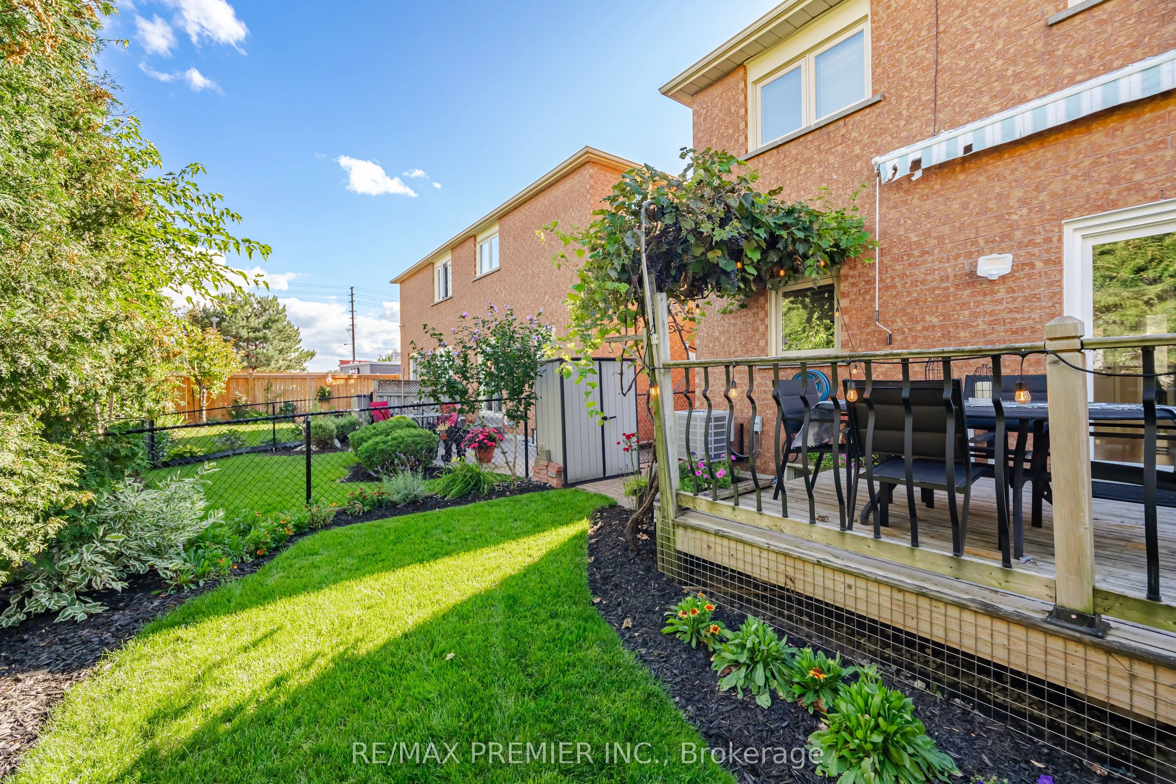 102 Pinedale Gate #66