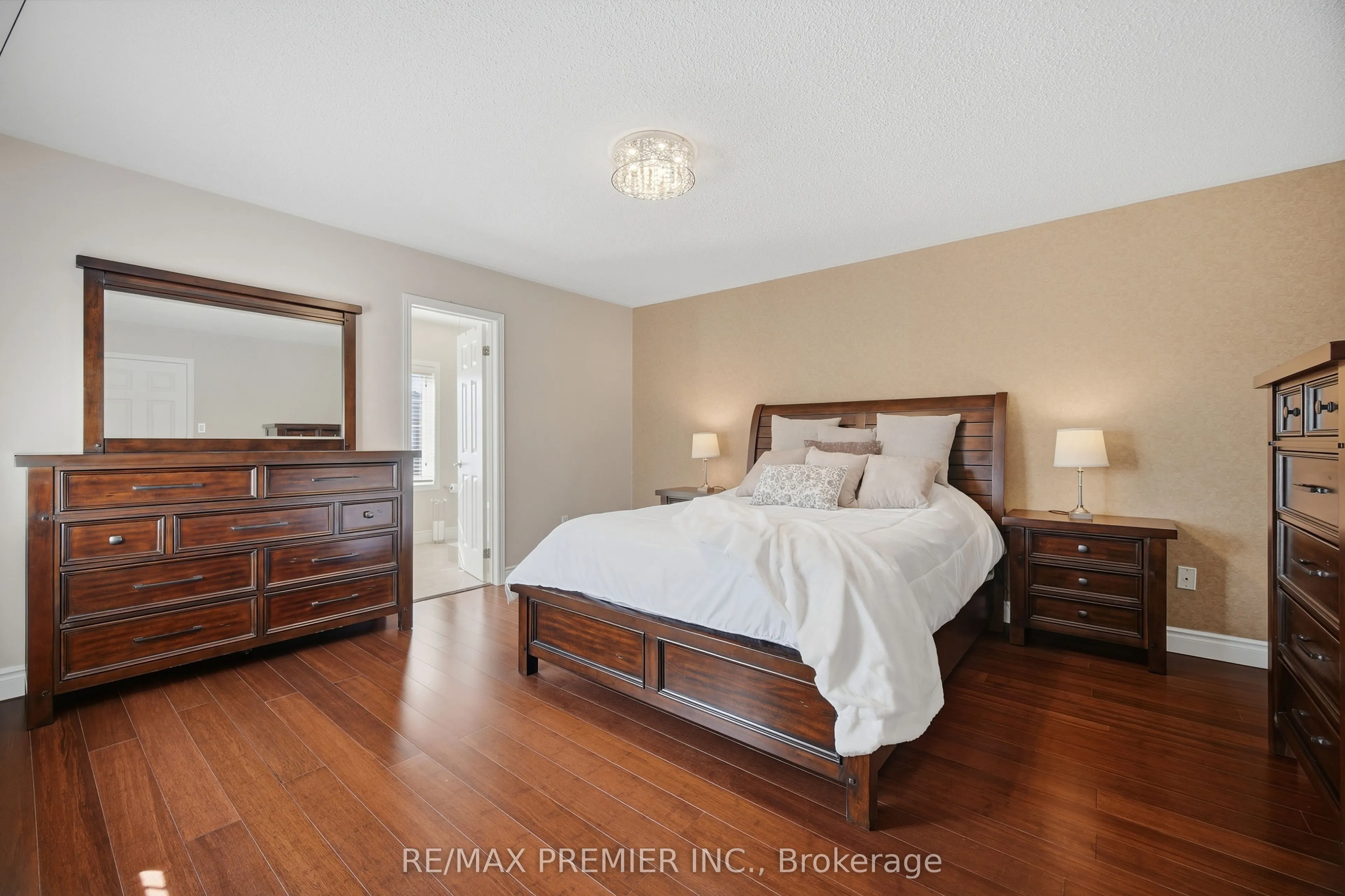 102 Pinedale Gate #66