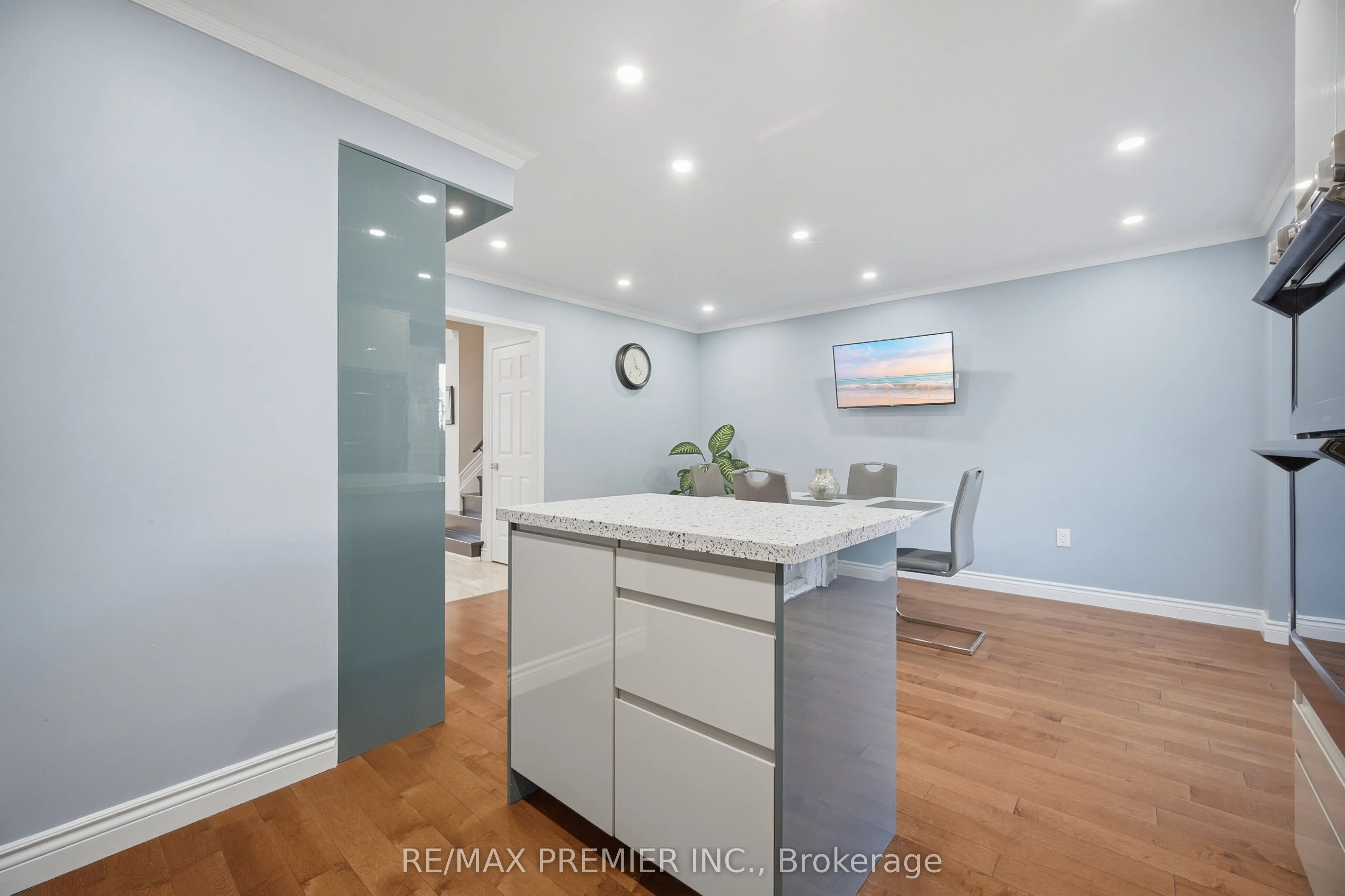 102 Pinedale Gate #66