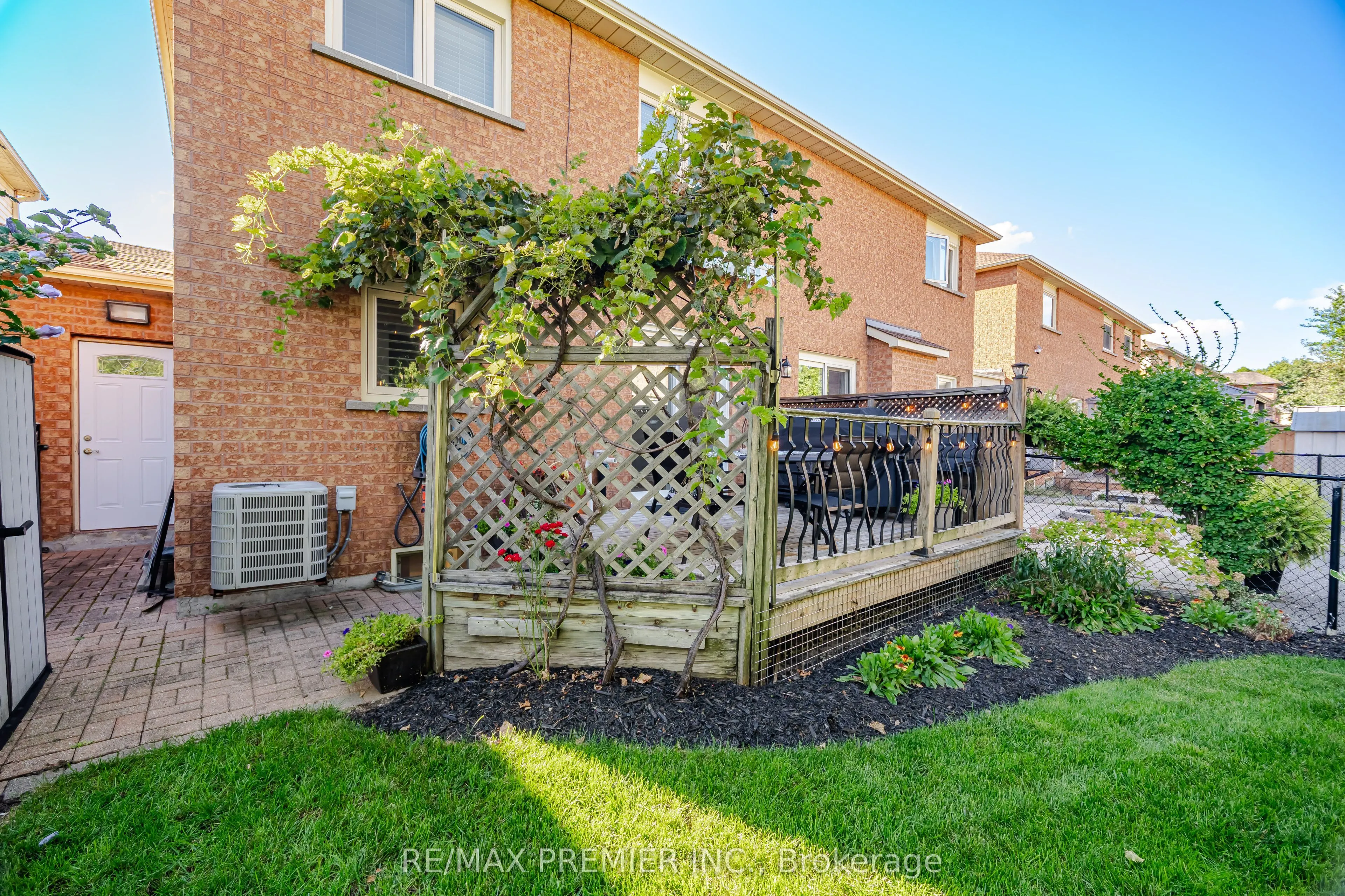 102 Pinedale Gate #66