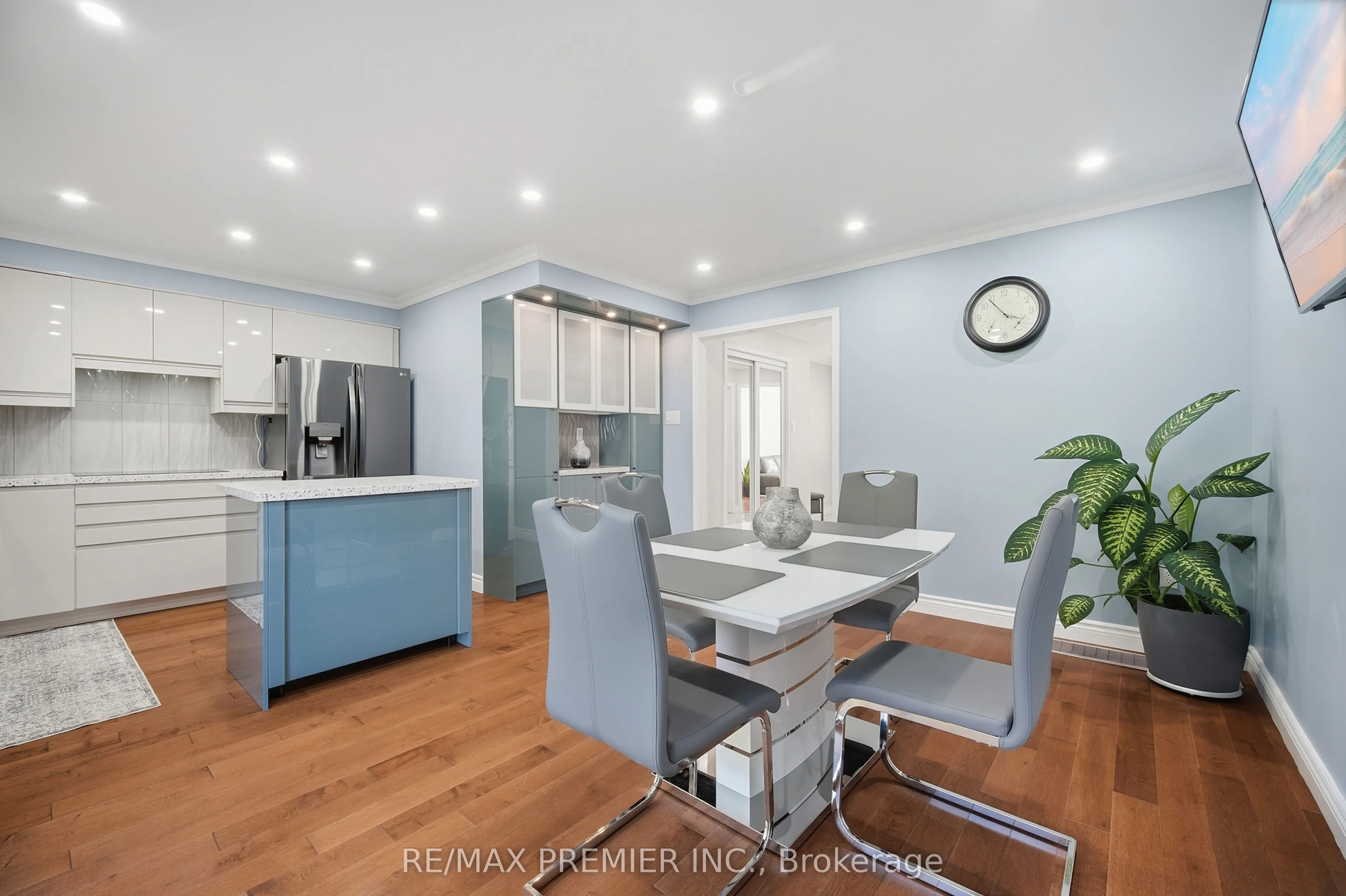 102 Pinedale Gate #66