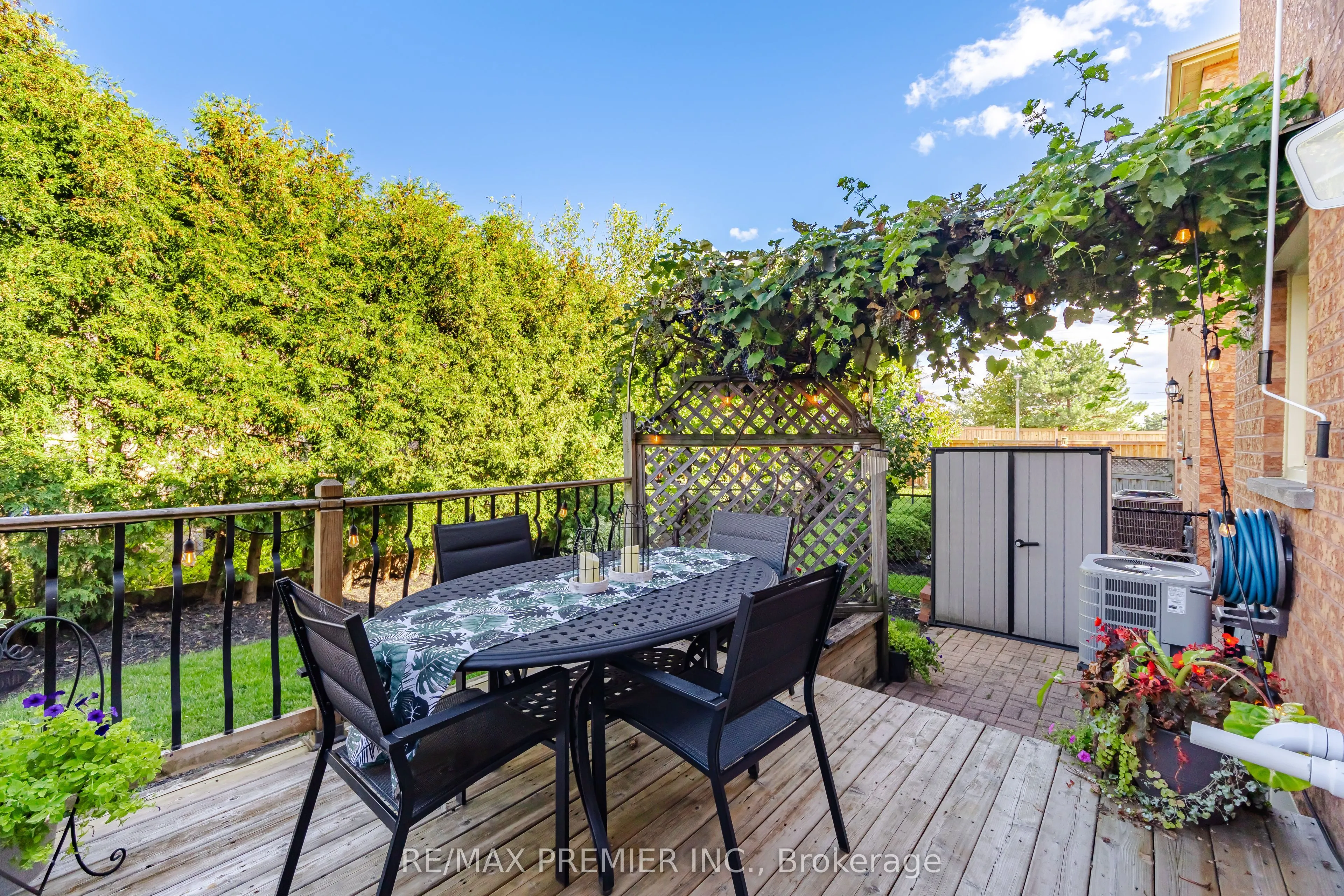 102 Pinedale Gate #66