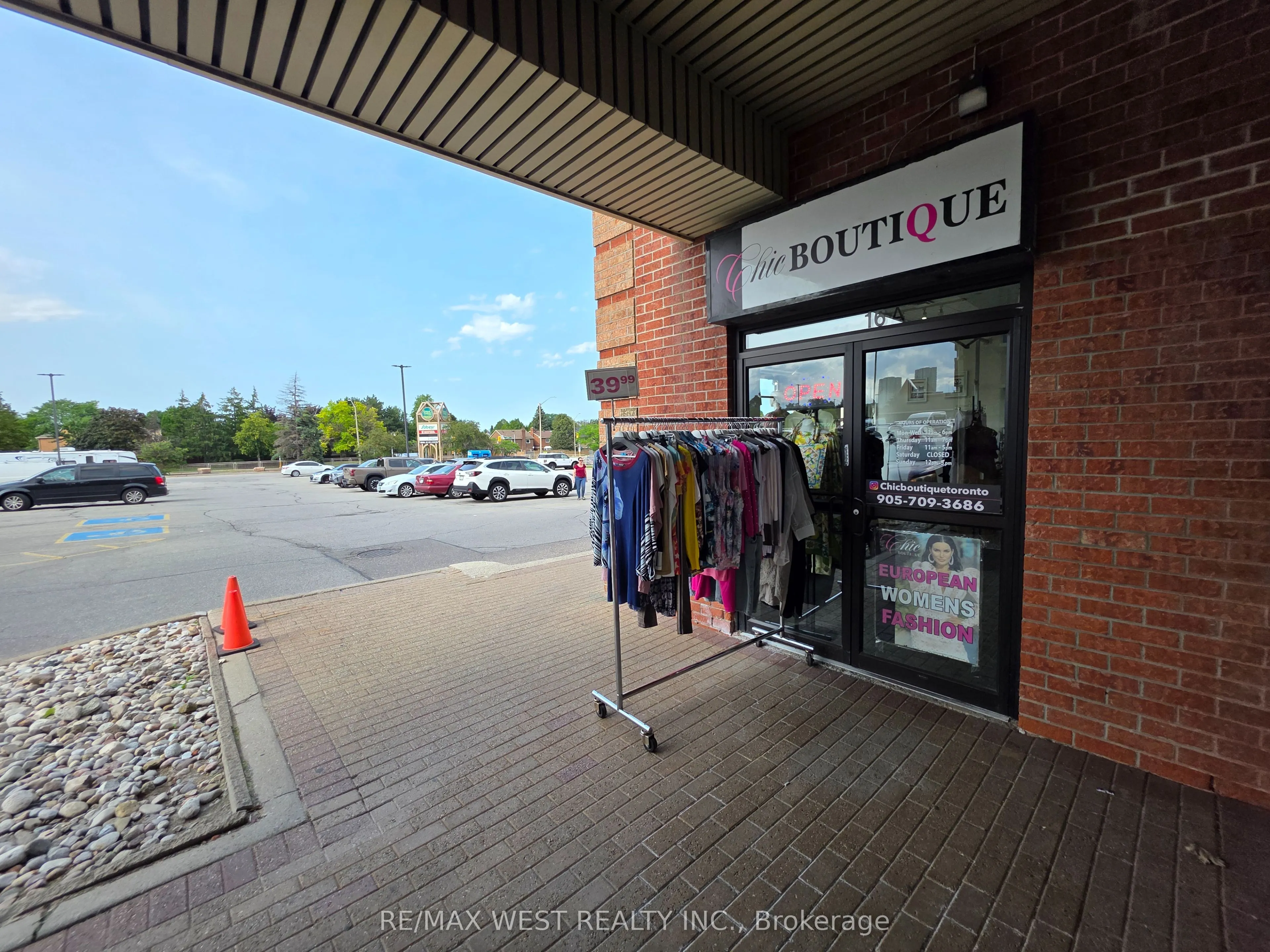 441 Clark Avenue W #16A