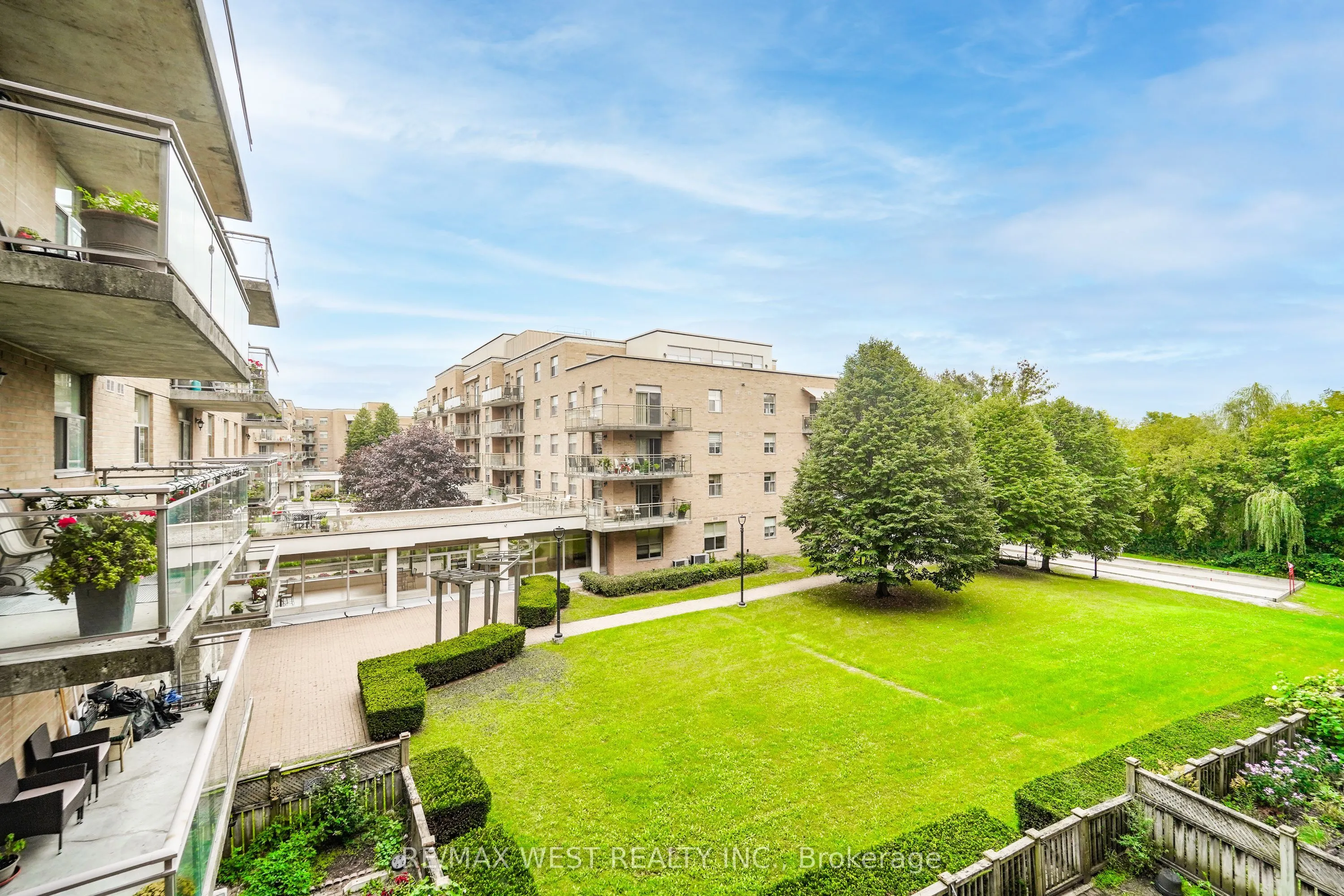 2502 Rutherford Road #322
