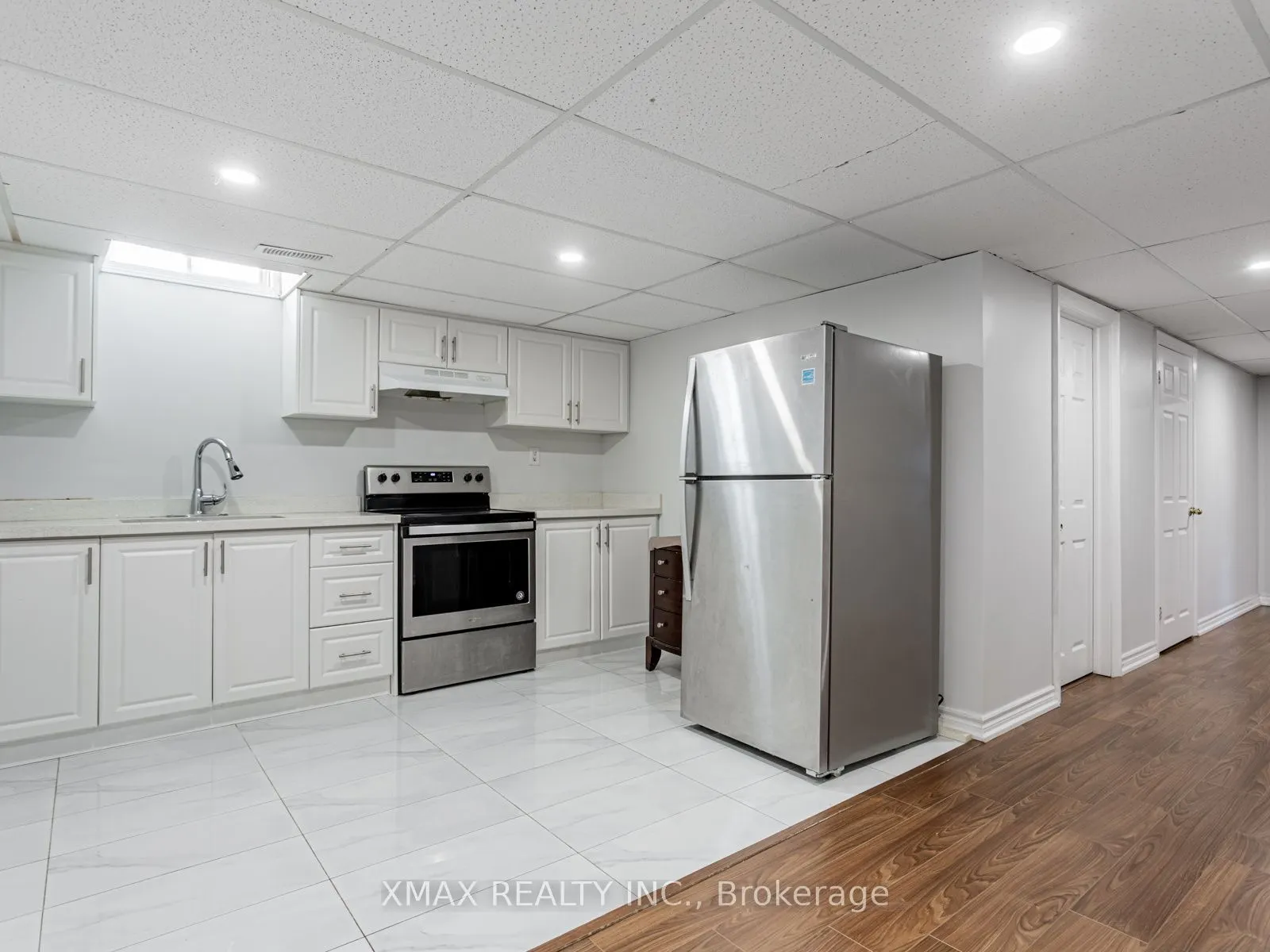 4 Depeuter Crescent