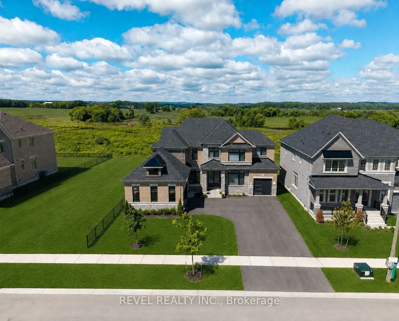 77 Marigold Boulevard