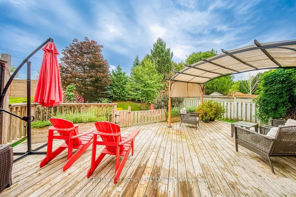 84 Loraview Lane