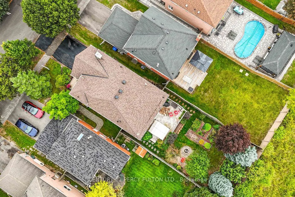 84 Loraview Lane