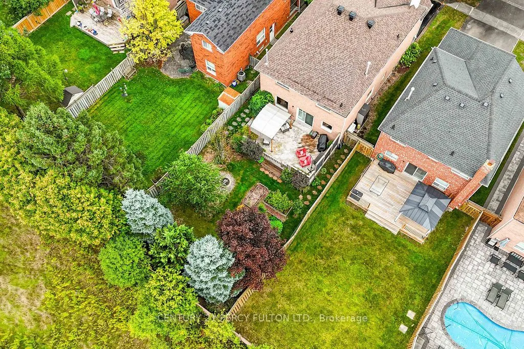 84 Loraview Lane