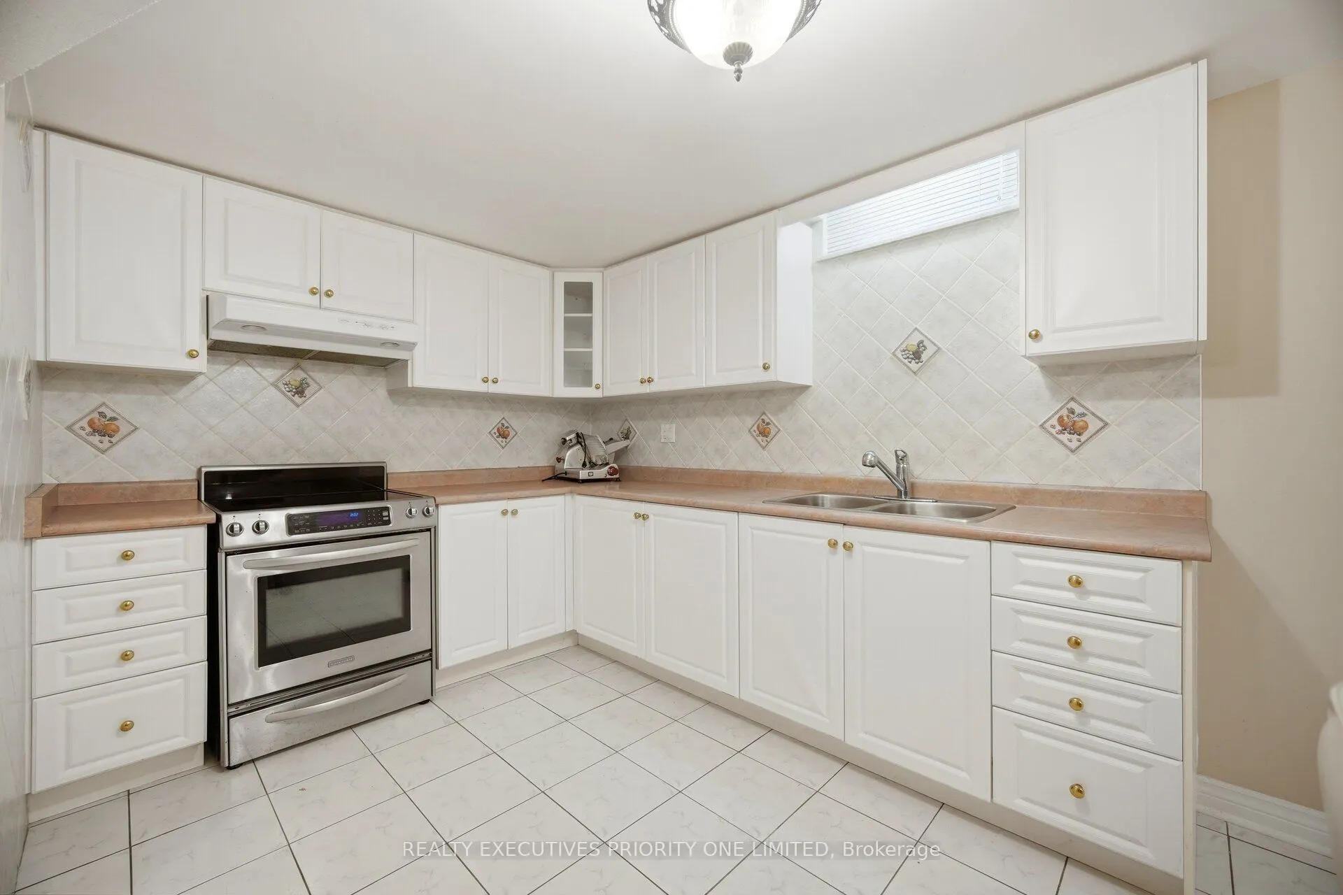 139 Jade Crescent