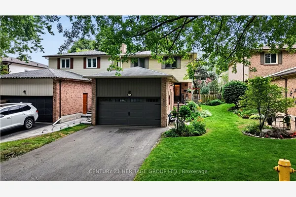 11 Bishop Crescent