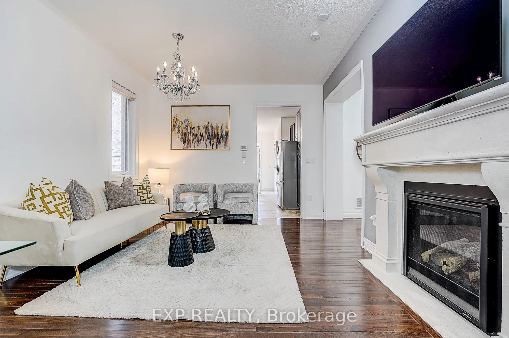 574 Sweetwater Crescent