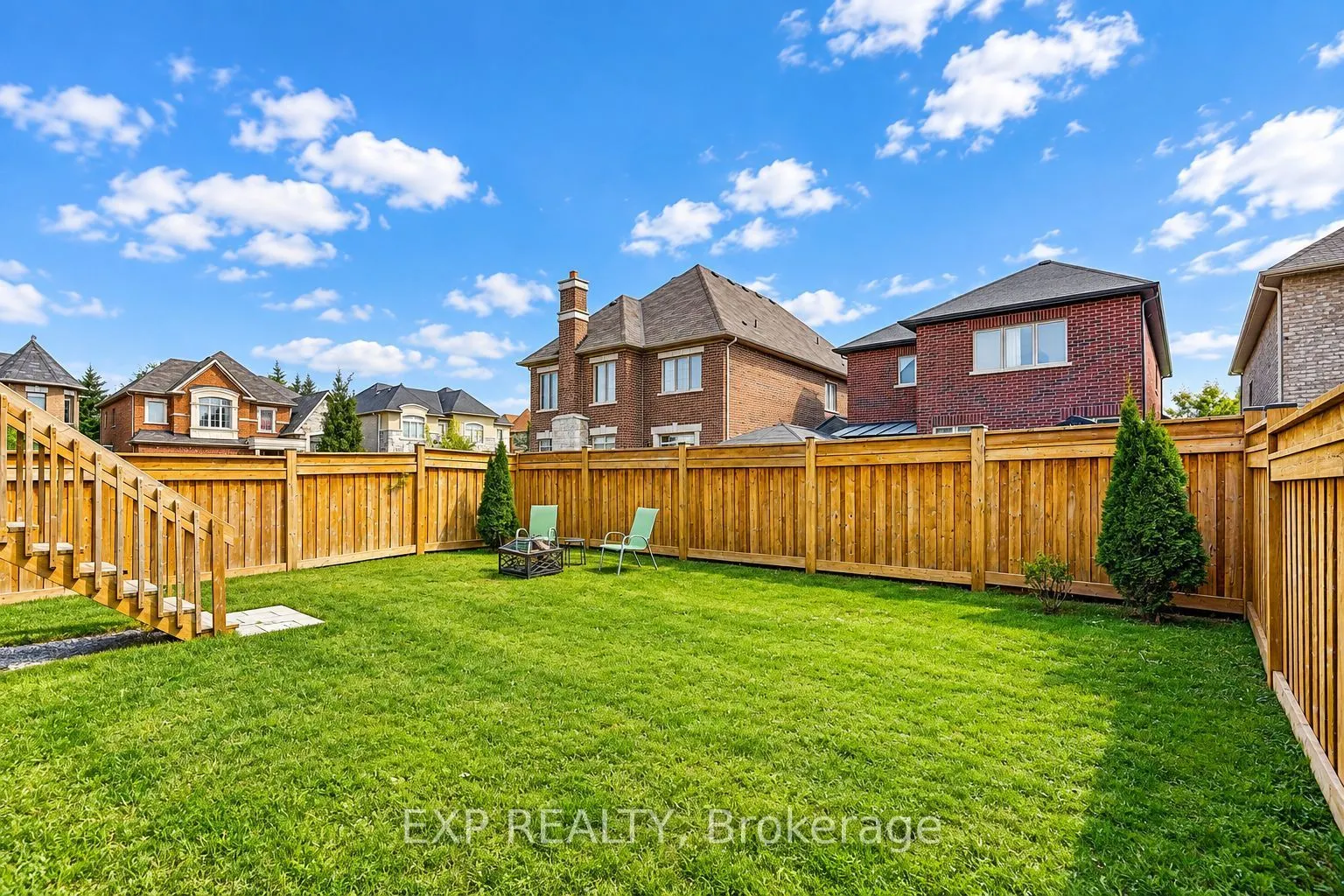 574 Sweetwater Crescent