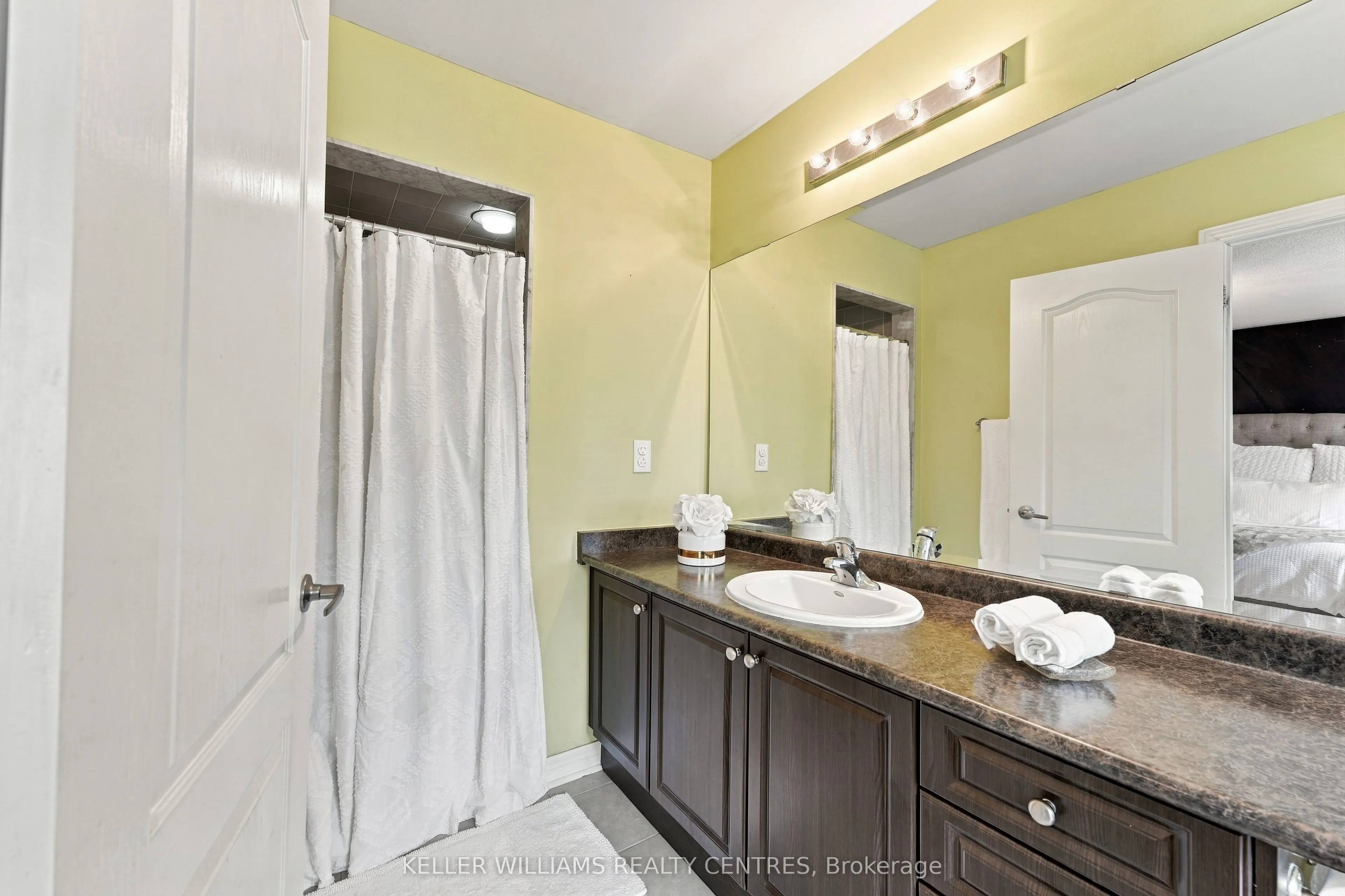 8 Rogers Trail