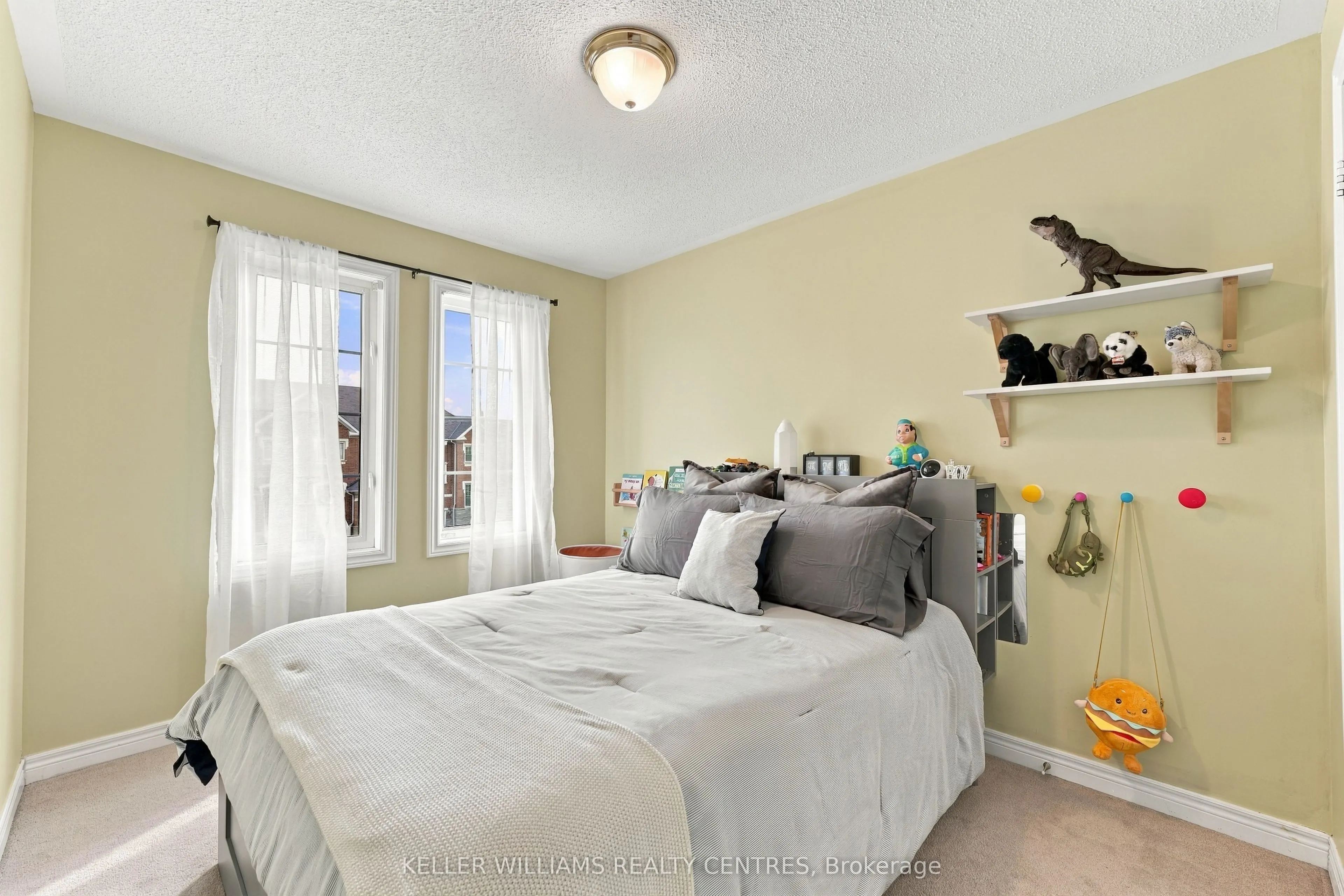 8 Rogers Trail