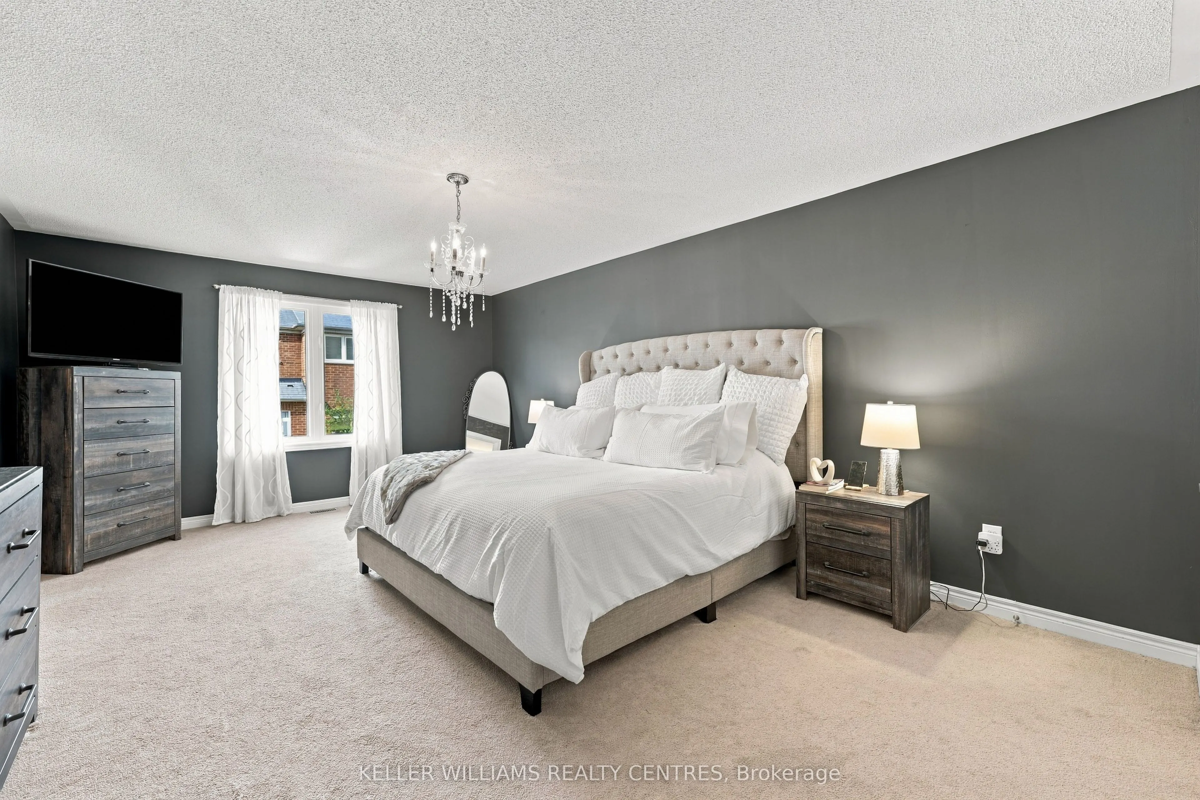 8 Rogers Trail