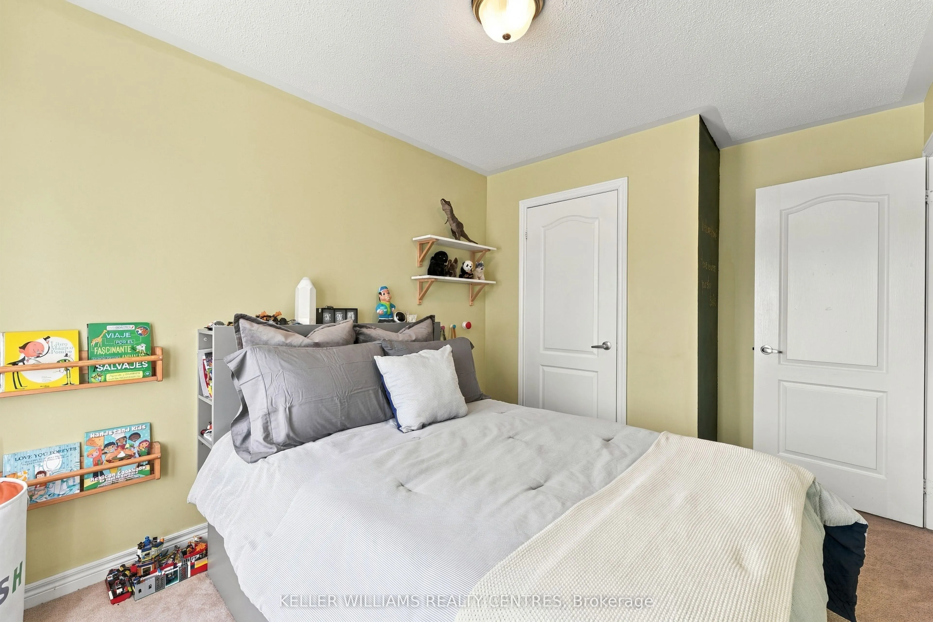 8 Rogers Trail