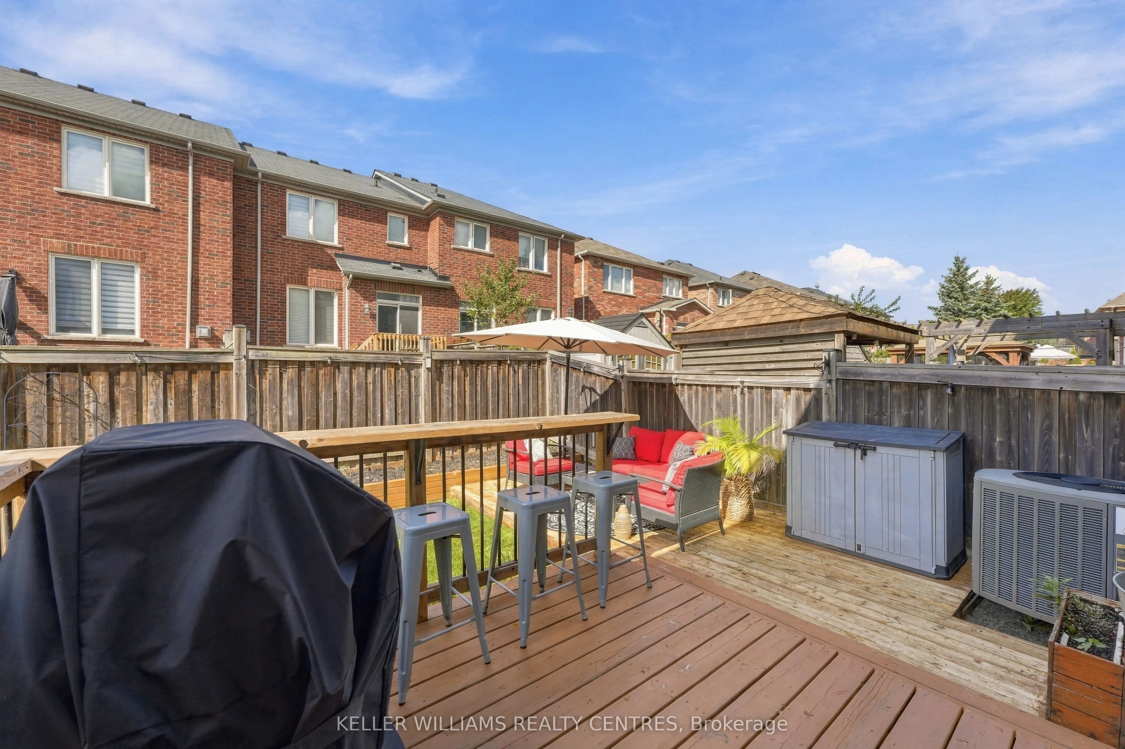 8 Rogers Trail