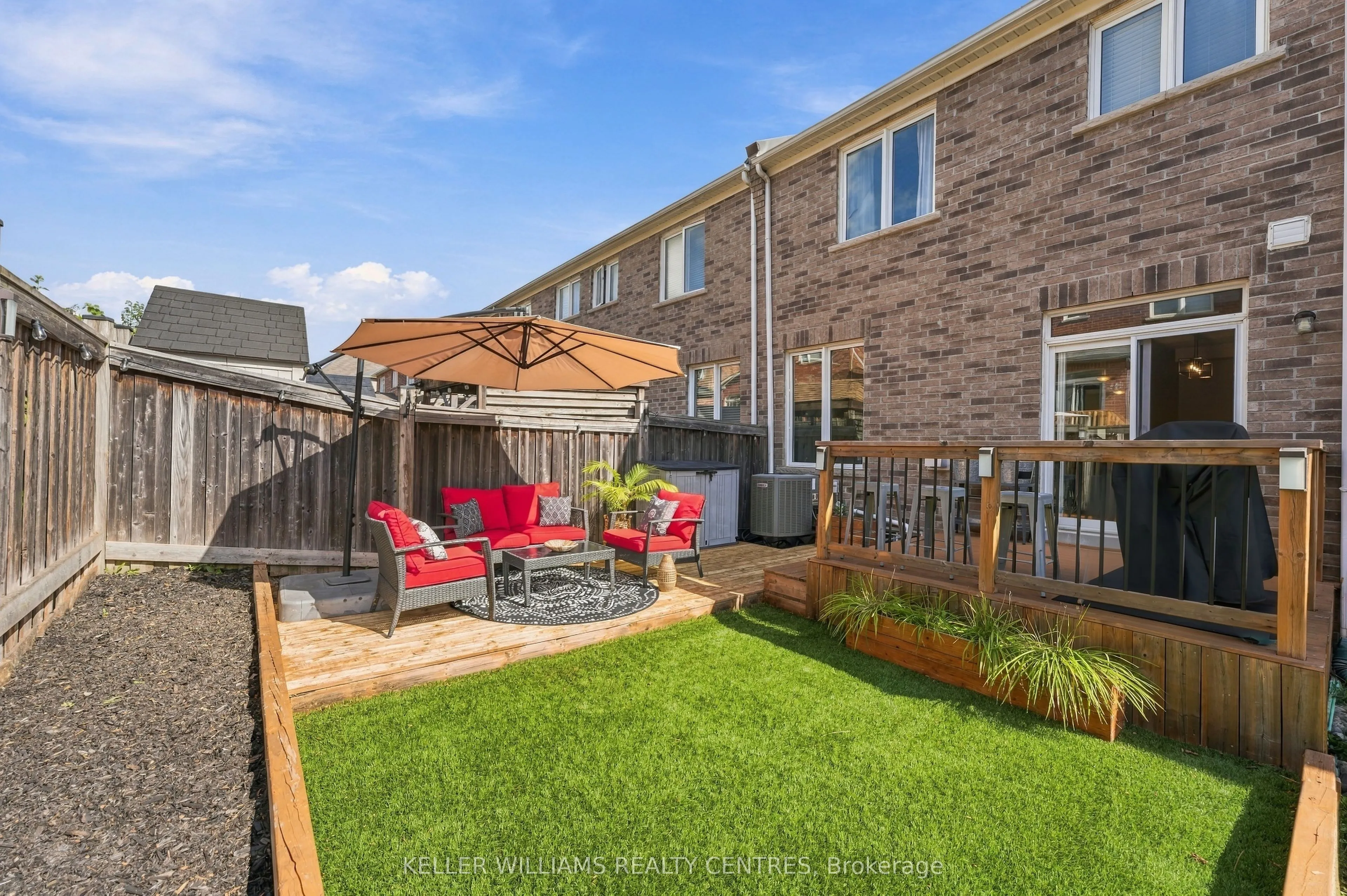 8 Rogers Trail
