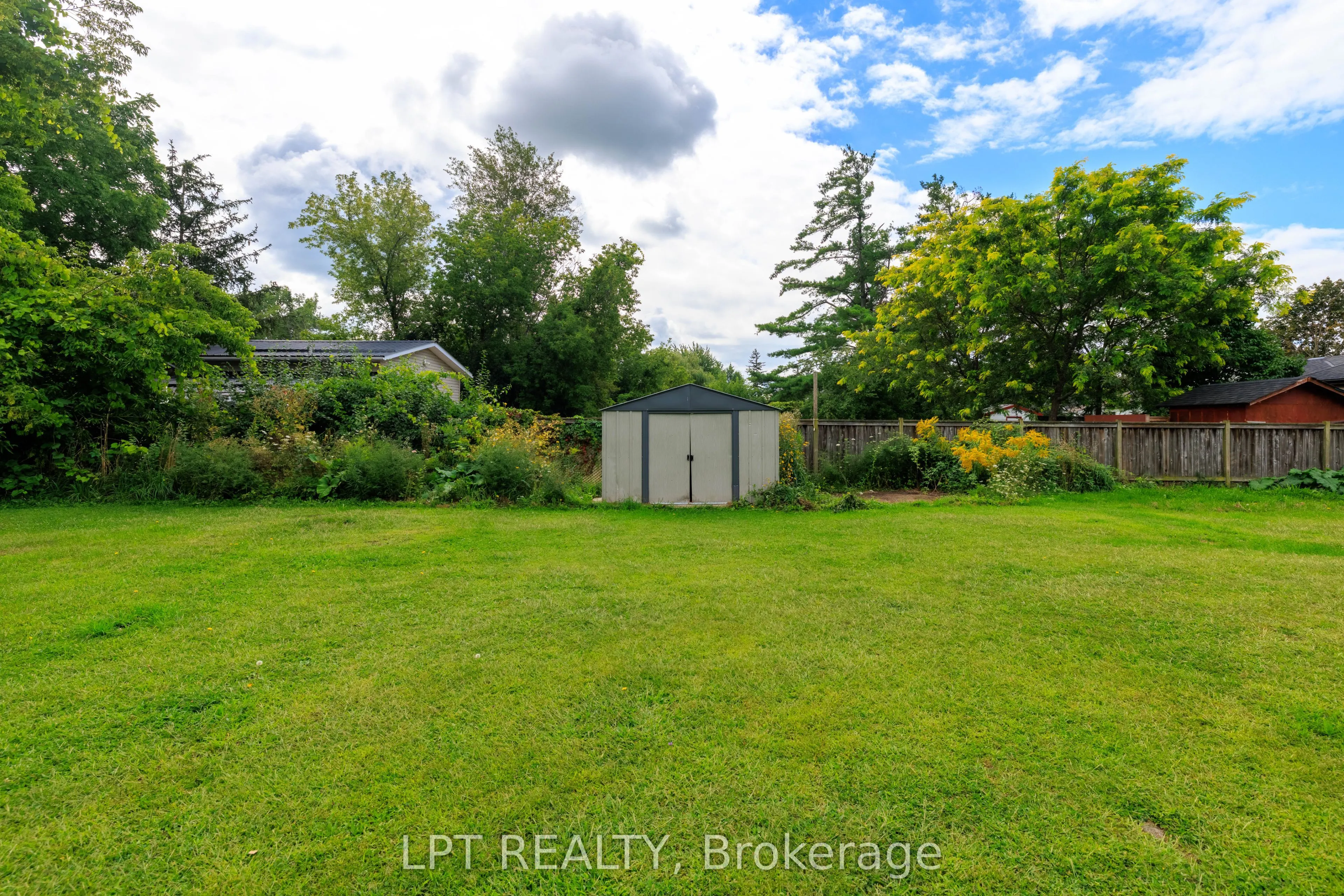 837 Montsell Avenue