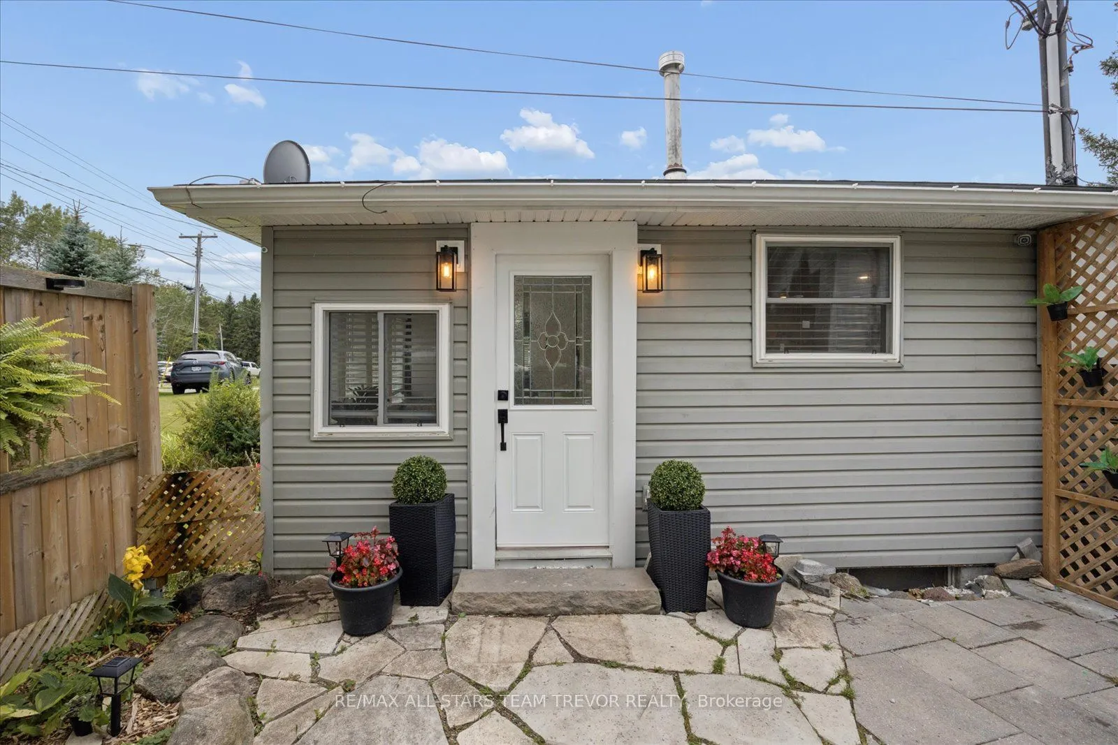6286 Black River Road