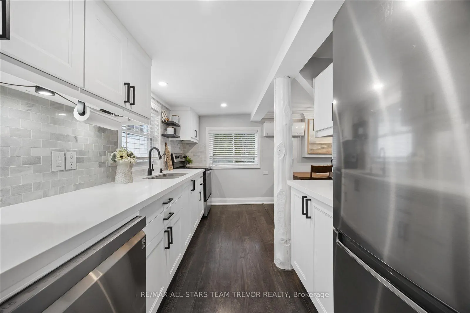 6286 Black River Road