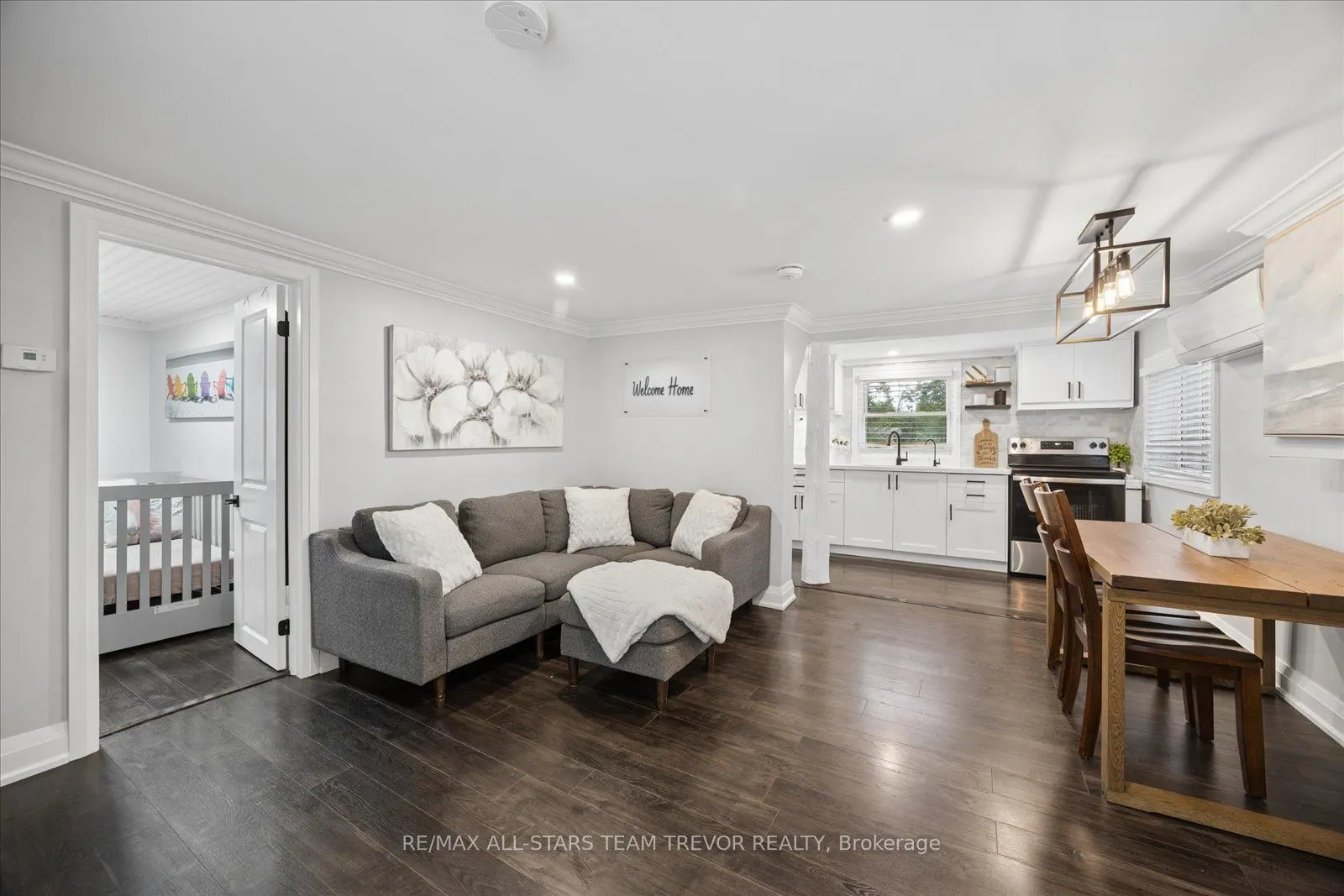6286 Black River Road