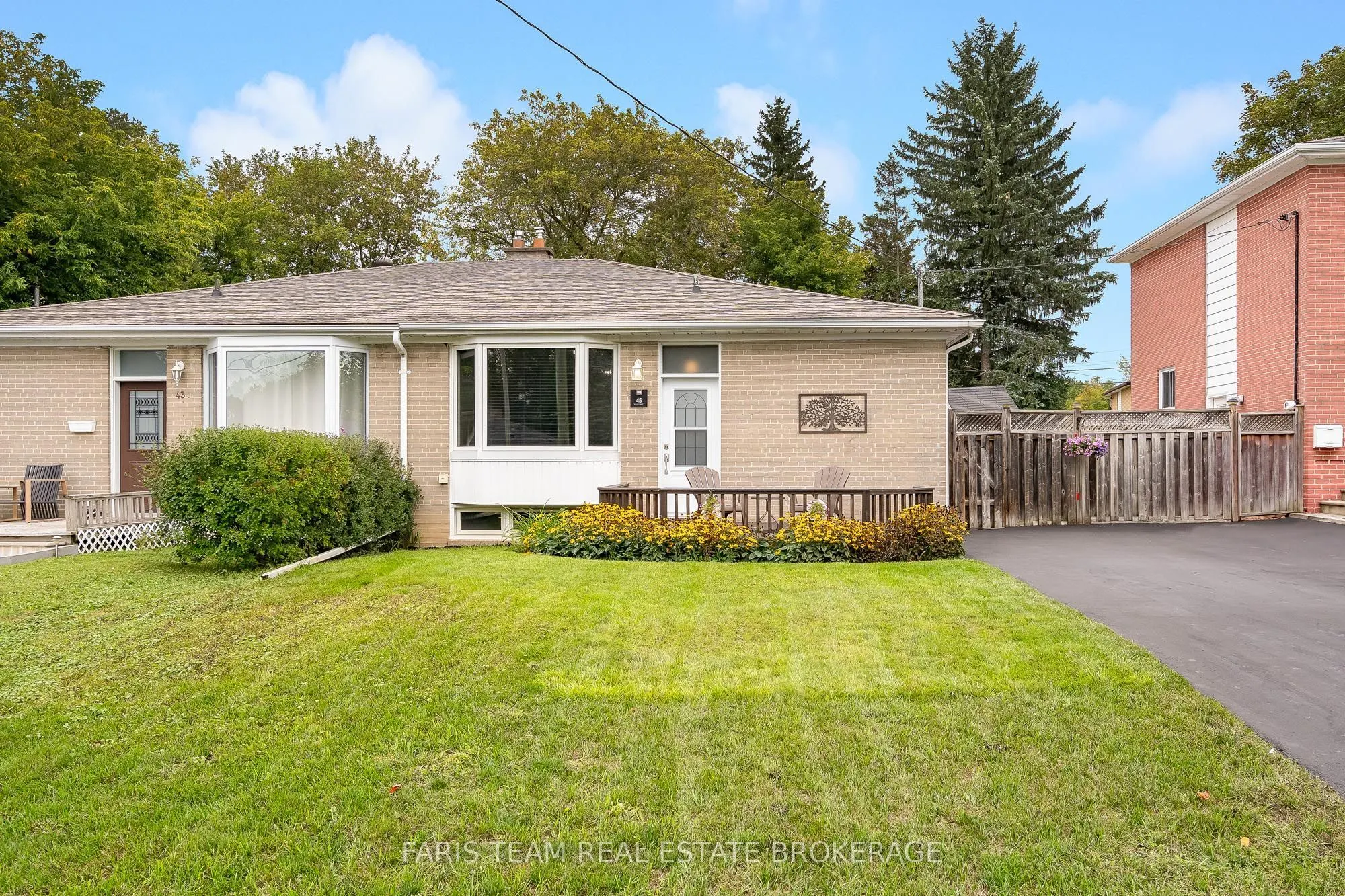 45 Bailey Crescent