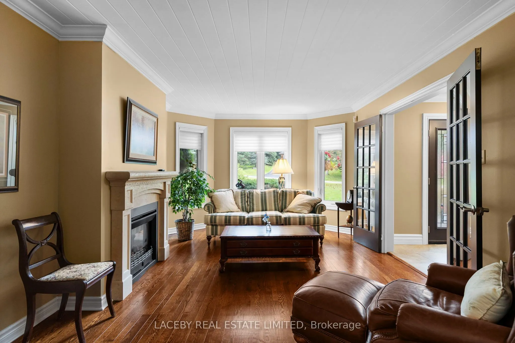 19 Grandview Crescent